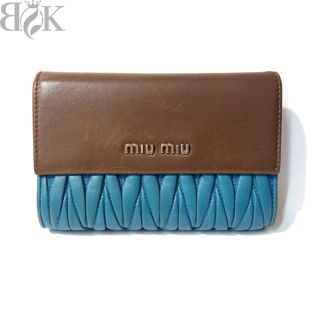 ♡美品♡MIU MIU マテラッセ ビジュー 二つ折り財布 クリスタル 水色 miu MIUMIU ミュウミュウ 二つ折り財布 MATELASSE マテラッセ