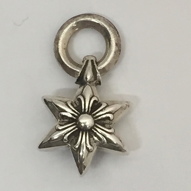 楽天市場 Chrome Hearts クロムハーツ Star Pendant スター ペンダント トップ ネックレス 星 シルバー 銀 2352 304 0600 9100 中古 消費税込 送料無料 代引き手数料無料 値下げ ブランドマイスター