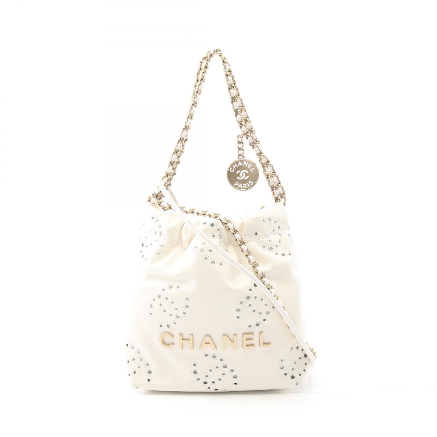 ≪5％OFFクーポン対象＆まとめ買い10%OFF≫シャネル CHANEL CHANEL 22 ミニ ショルダーバッグ バッグ レザー レディース ホワイト系 【中古】