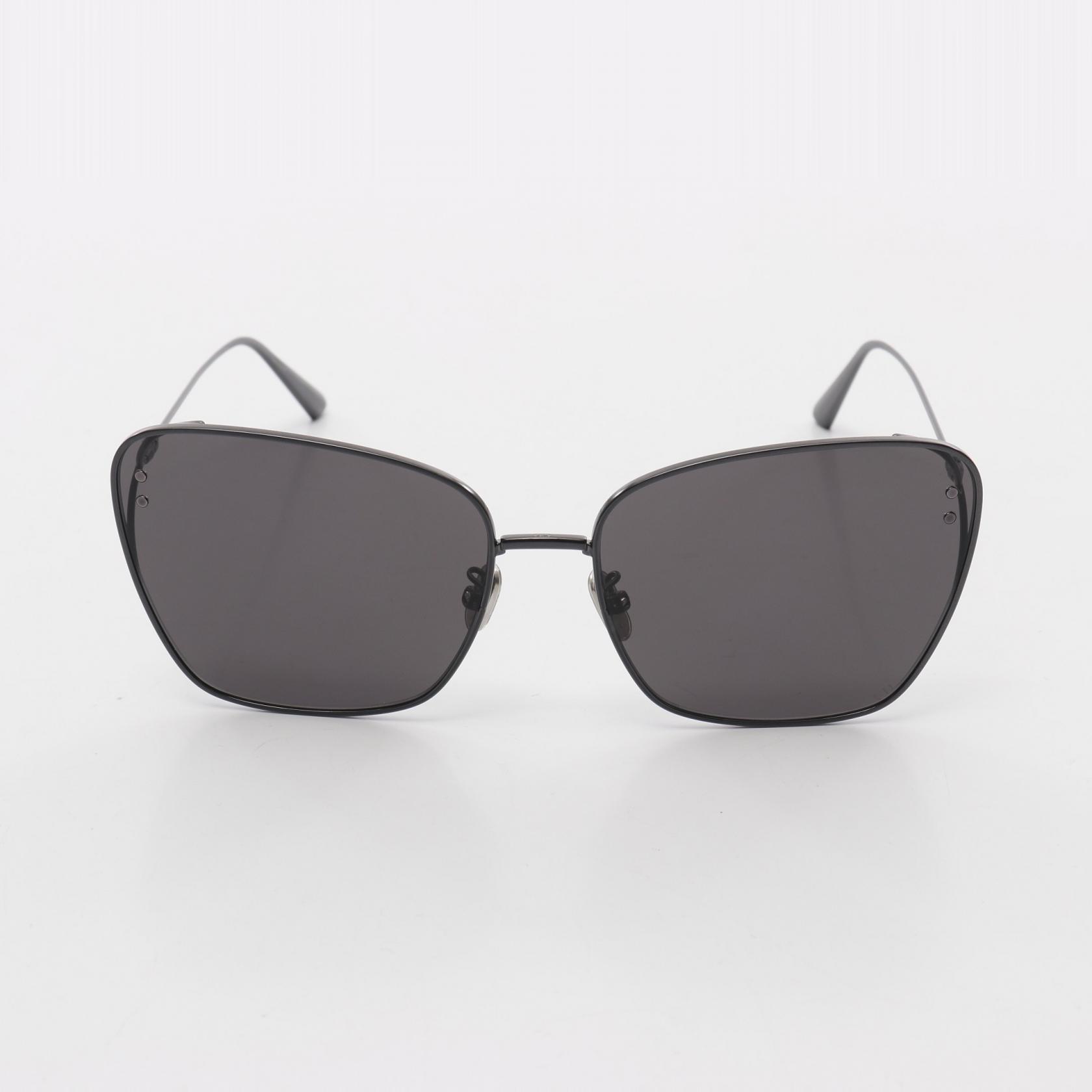≪5％OFFクーポン対象＆まとめ買い10%OFF≫ディオール Dior MISSDIOR B2U サングラス 衣料品 メタル レディース ブラック系 【中古】 30,745円