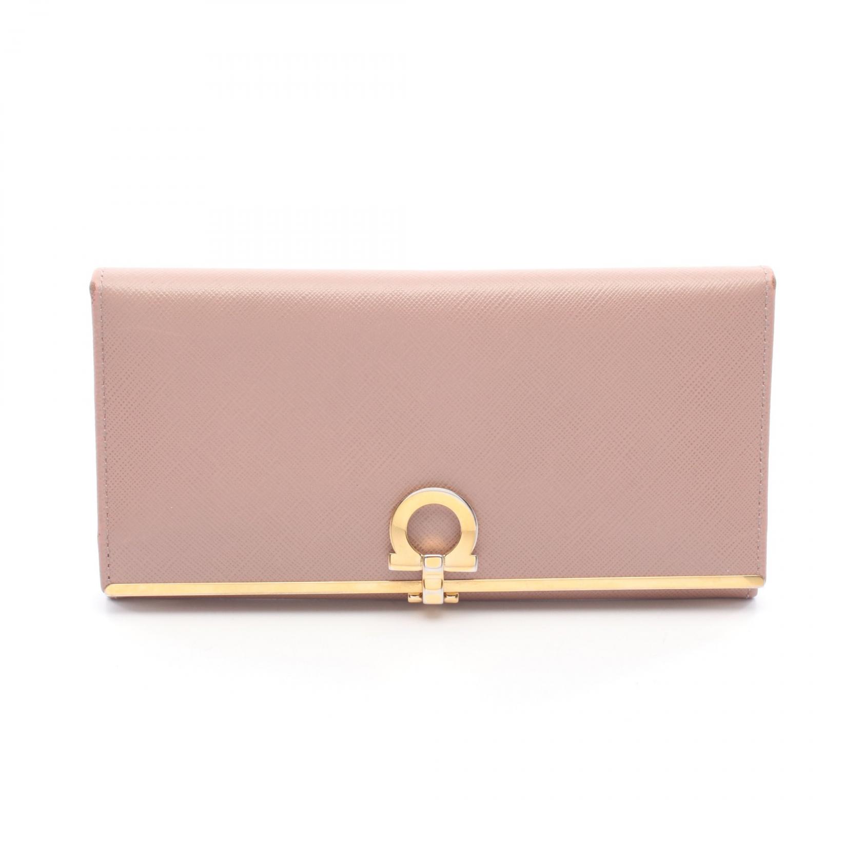 【ポイント5倍｜4/18 0:00～4/20 23:59】サルヴァトーレフェラガモ Salvatore Ferragamo ガンチーニ 二つ折り長財布 財布 レザー レディース ピンク系 22 4633 【中古】