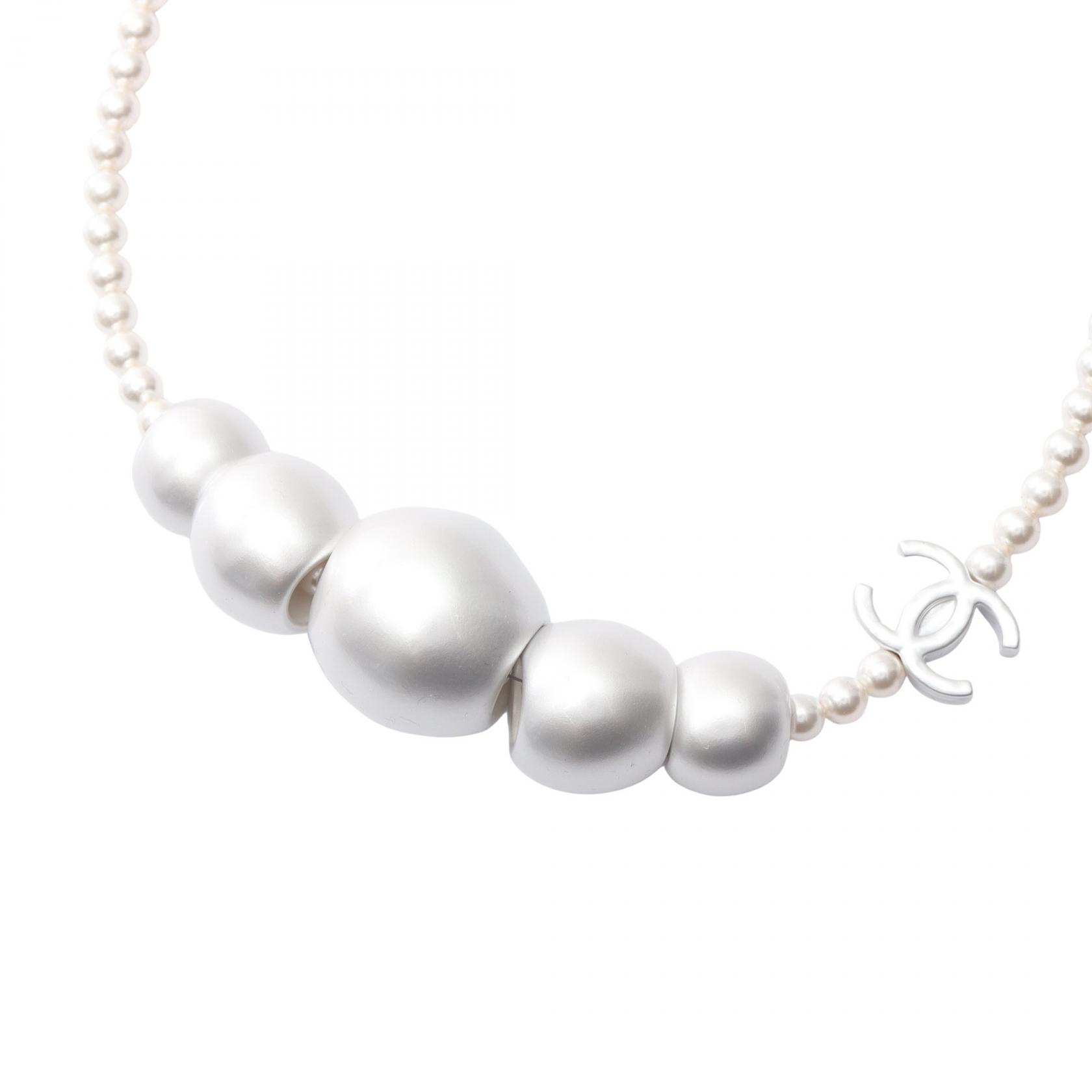 【5千円OFFクーポン対象】シャネル CHANEL ココマーク ネックレス ジュエリー ステンレススチール フェイクパール レディース シルバー系 / ホワイト系 ABE925B19296 【中古】