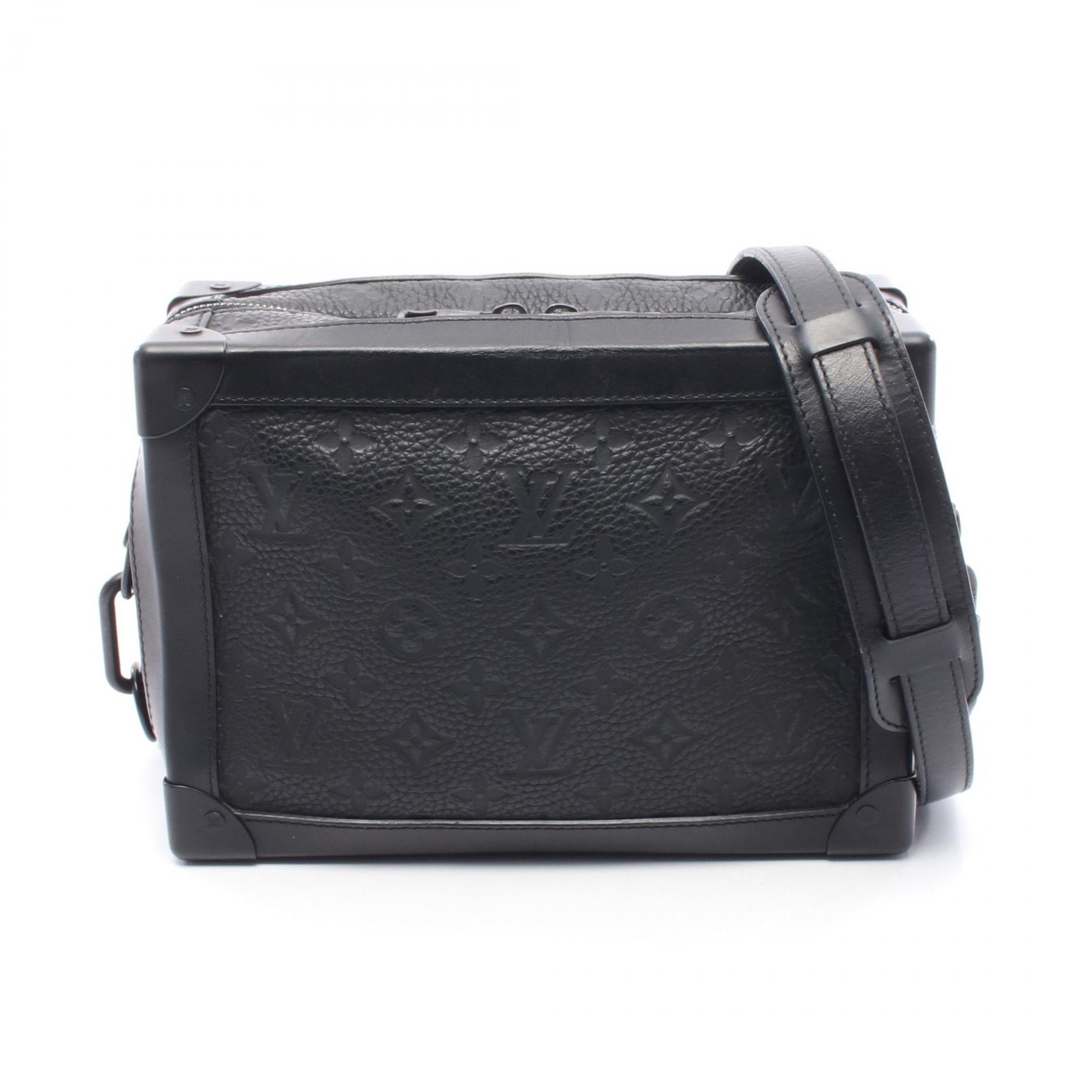 ≪5％OFFクーポン対象＆まとめ買い10%OFF≫ルイ・ヴィトン LOUIS VUITTON ソフトトランク ショルダーバッグ バッグ レザー モノグラム・トリヨンレザー メンズ ブラック系 M55700 【中古】 157,500円