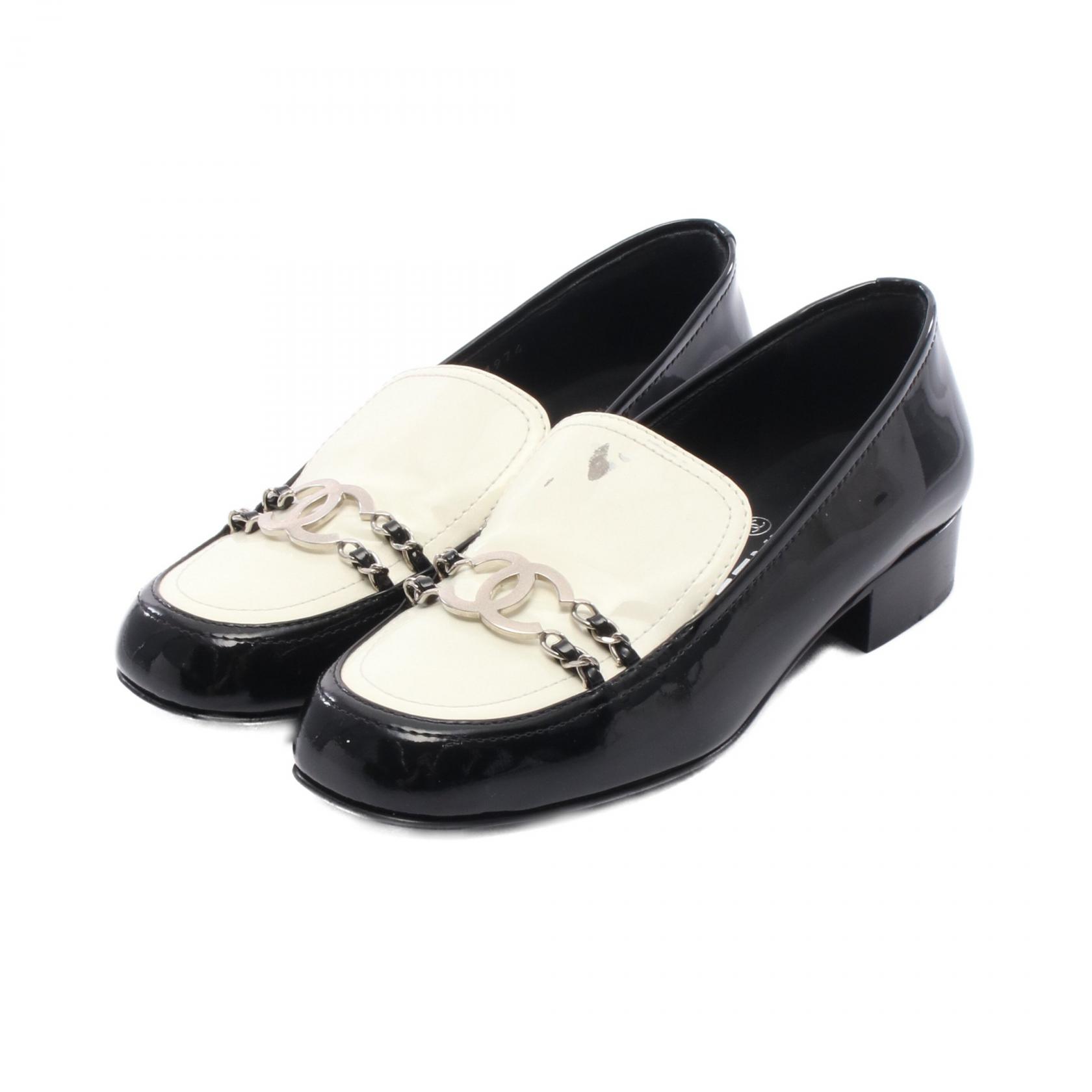 CHANEL♥マトラッセ　キルティングシャネルCCマーク入りバレエシューズ CHANEL♥マトラッセキルティングシャネルCCマーク入りバレエシューズ