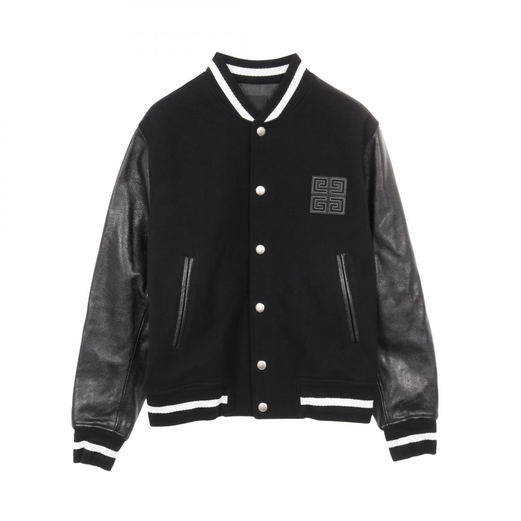 GIVENCHY 黒 レザージャケット ライダース GIVENCHY 黒 レザージャケット ライダース GIVENCHY パデッド