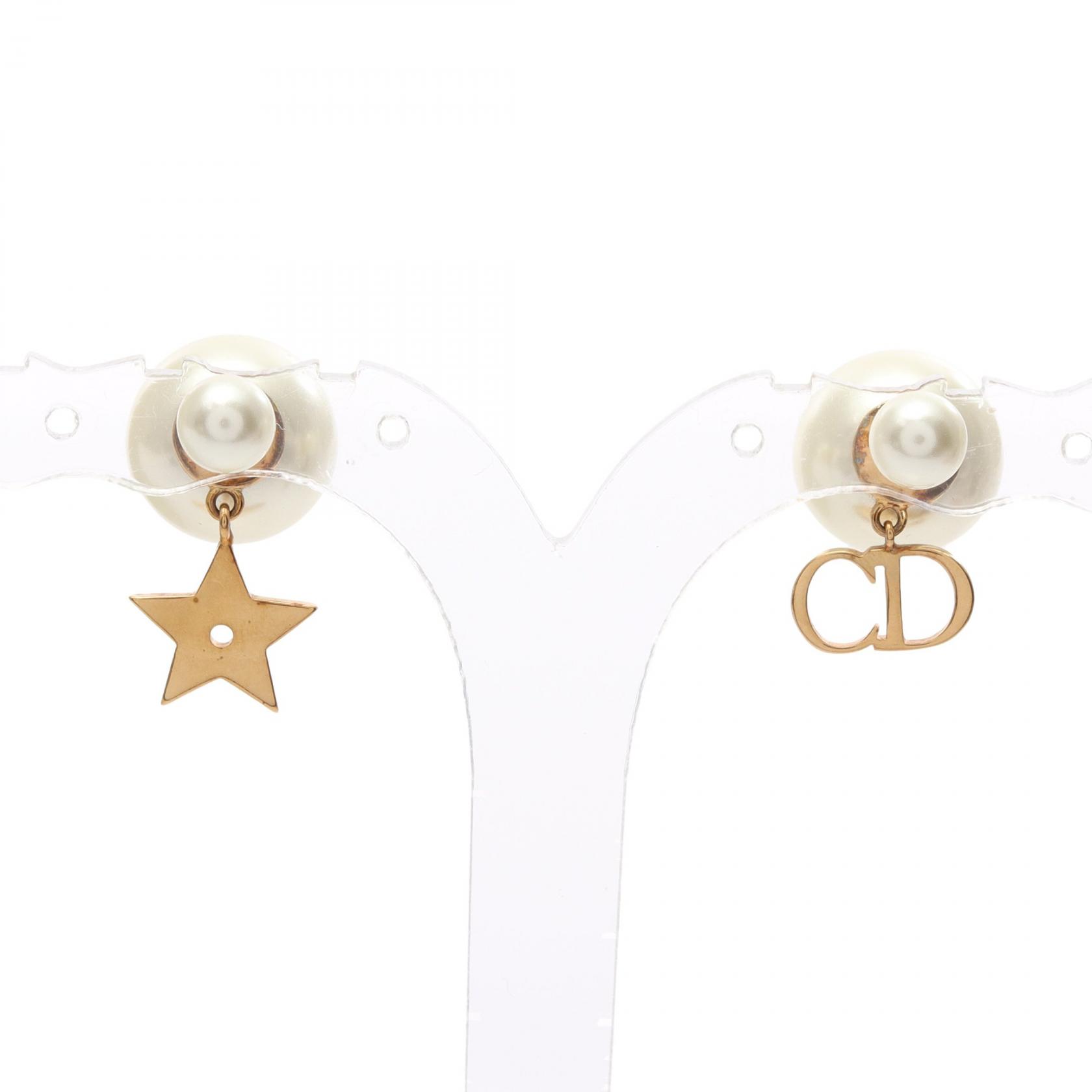 【ポイント5倍｜4/18 0:00～4/20 23:59】ディオール Dior トライバル CDロゴ ピアス ジュエリー GP（ゴールドメッキ） フェイクパール レディース ゴールド系 / ホワイト系 【中古】