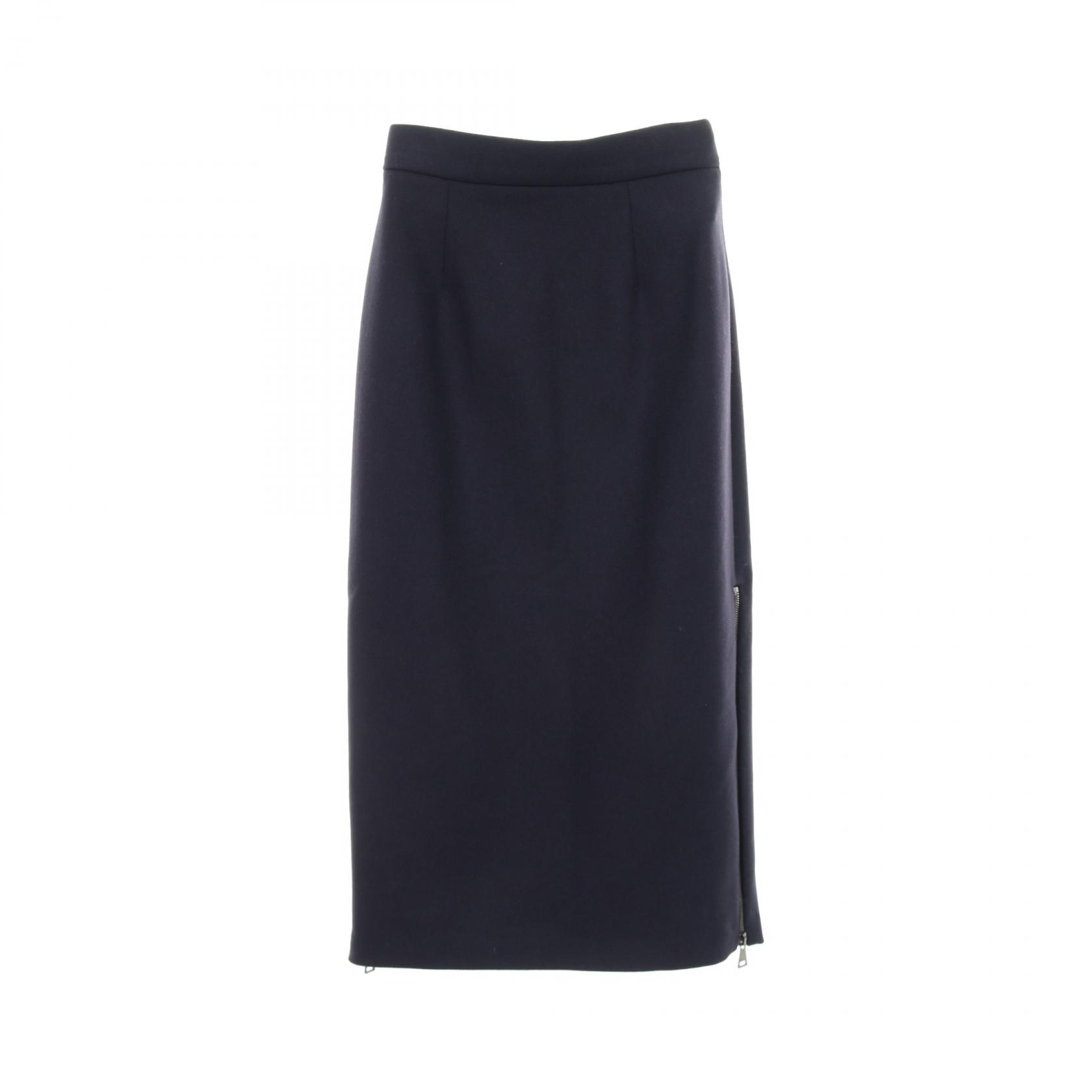 楽天市場】未使用品☆MONCLER モンクレール GONNA 台形 キルティング