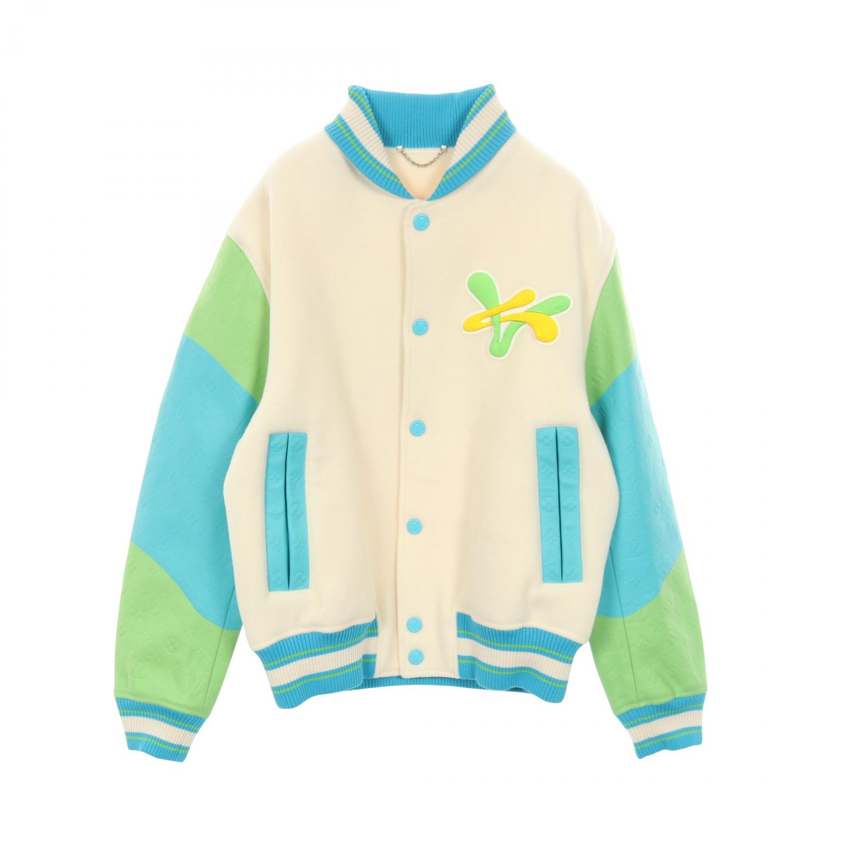 ≪5％OFFクーポン対象＆まとめ買い10%OFF≫ルイ・ヴィトン LOUIS VUITTON レインボープレイグラウンドバーシティブルゾン スタジャン 衣料品 アウター ウール レザー メンズ ホワイト系 / ブルー系 / マルチカラー RM231 YC8 HOL63E 【中古】