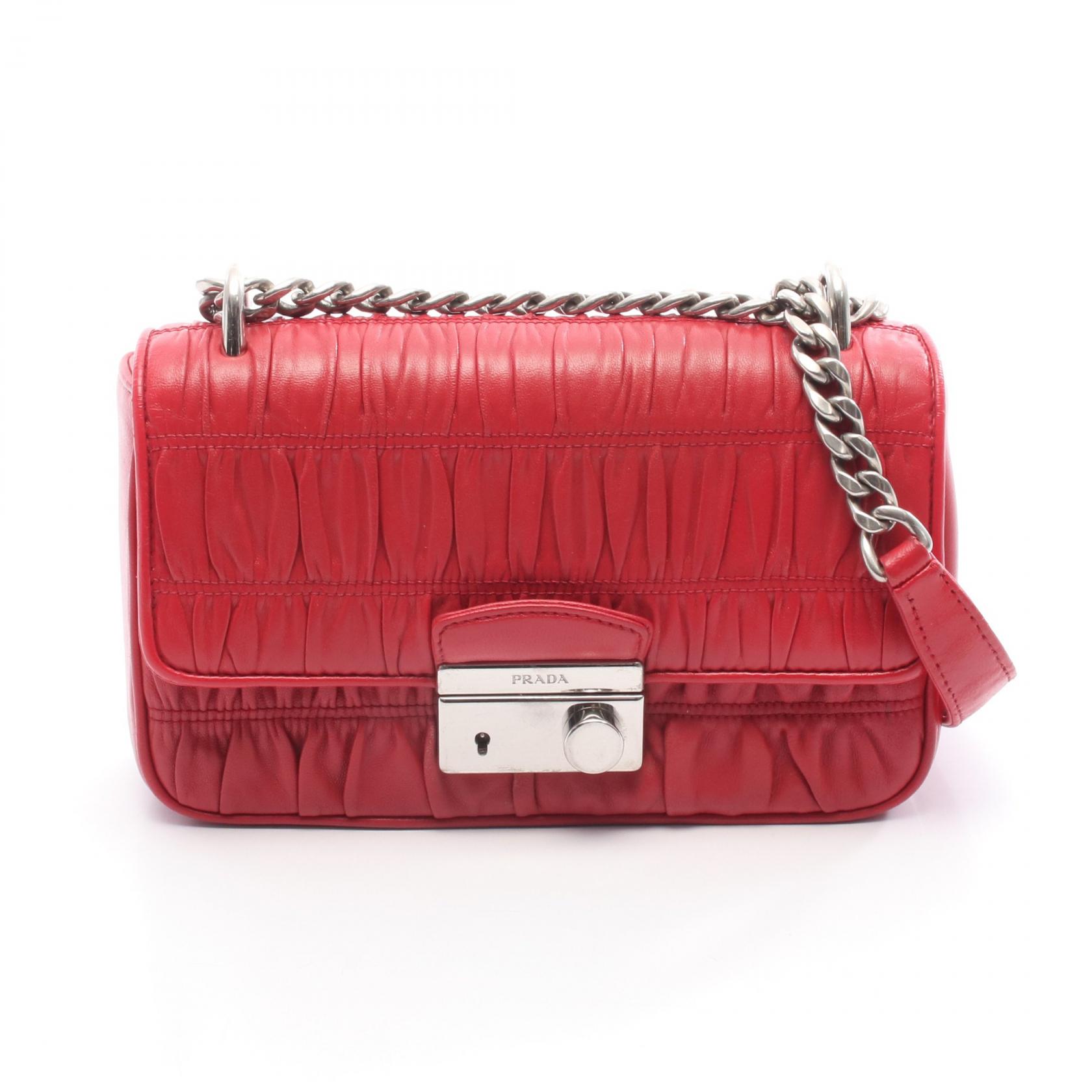 ≪5％OFFクーポン対象＆まとめ買い10%OFF≫プラダ PRADA ナッパゴーフル サウンドロック ショルダーバッグ バッグ レザー レディース レッド系 1BD139 【中古】