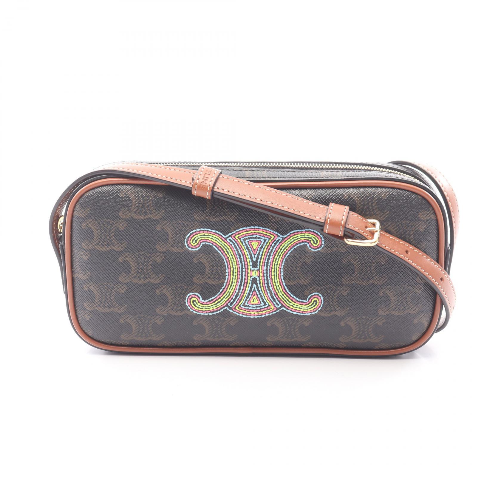 【5千円OFFクーポン対象】セリーヌ CELINE キュイル トリオンフ ミニ カメラバッグ ショルダーバッグ バッグ PVCコーティングキャンバス レザー レディース ブラック系 / ブラウン系 / マルチカラー 【中古】
