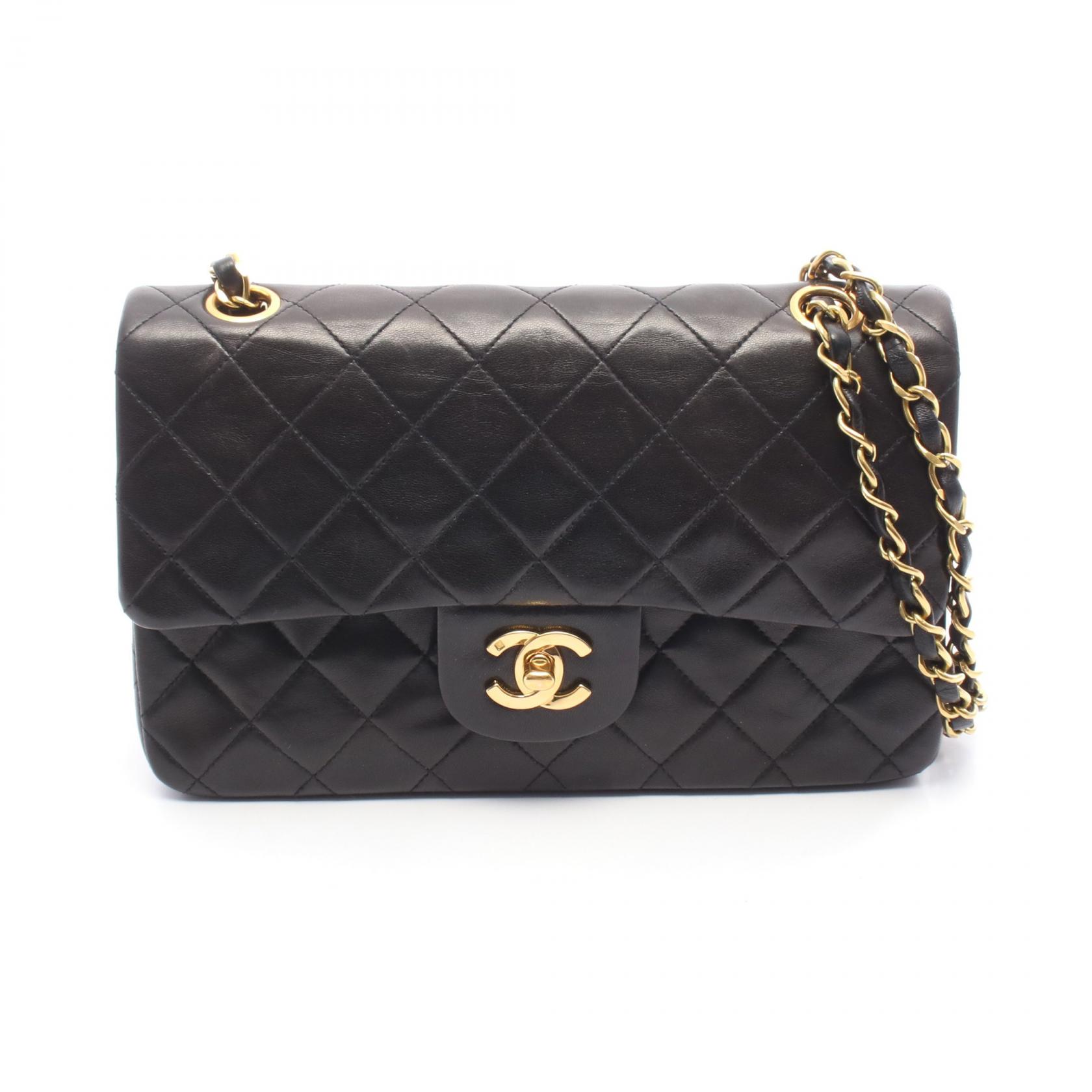 ≪5％OFFクーポン対象＆まとめ買い10%OFF≫シャネル CHANEL マトラッセ Wフラップ ショルダーバッグ バッグ ラムスキン（羊革） レディース ブラック系 【中古】