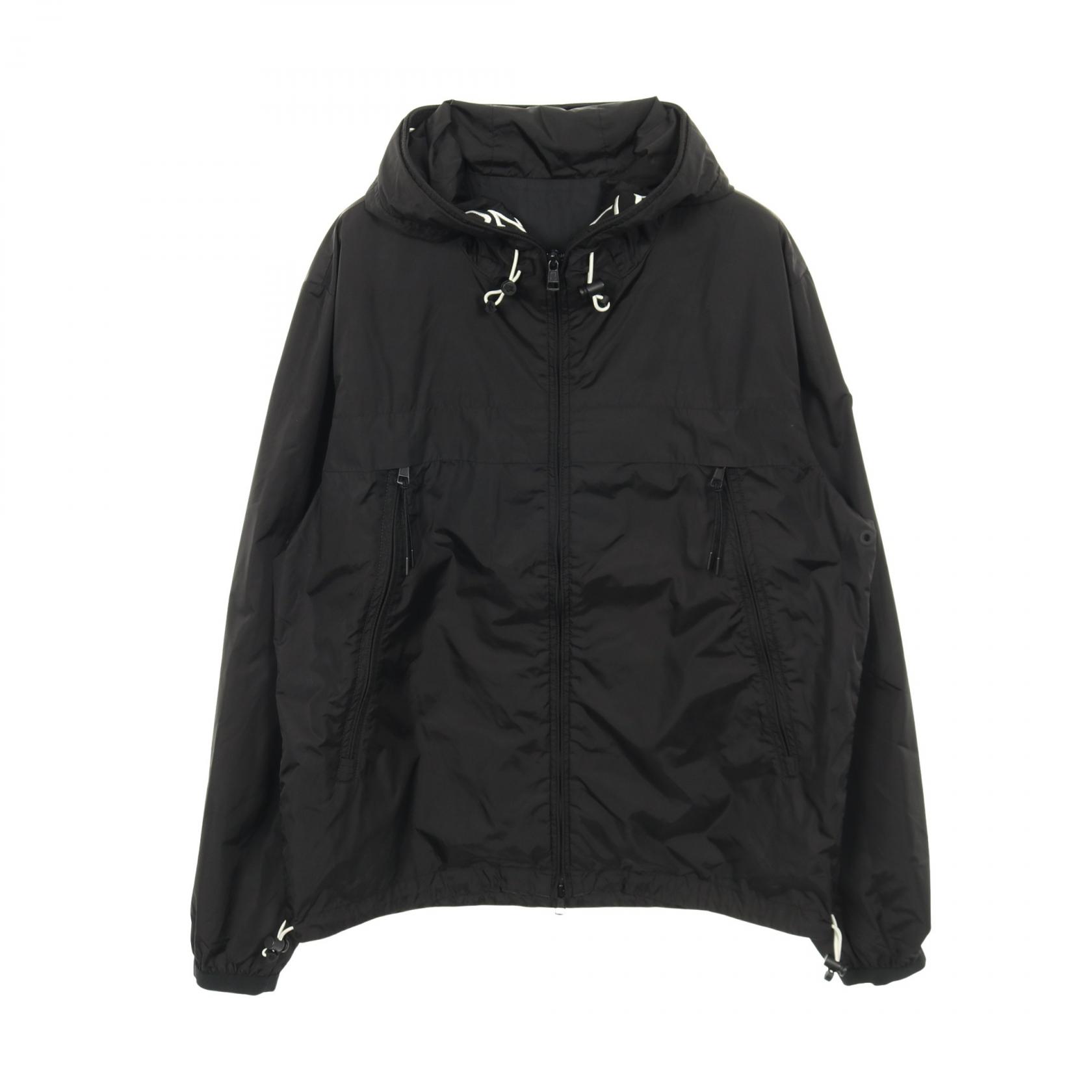 【ポイント5倍｜4/18 0:00～4/20 23:59】モンクレール MONCLER MASSEREAU ナイロンジャケット 衣料品 アウター ナイロン メンズ ブラック系 【中古】