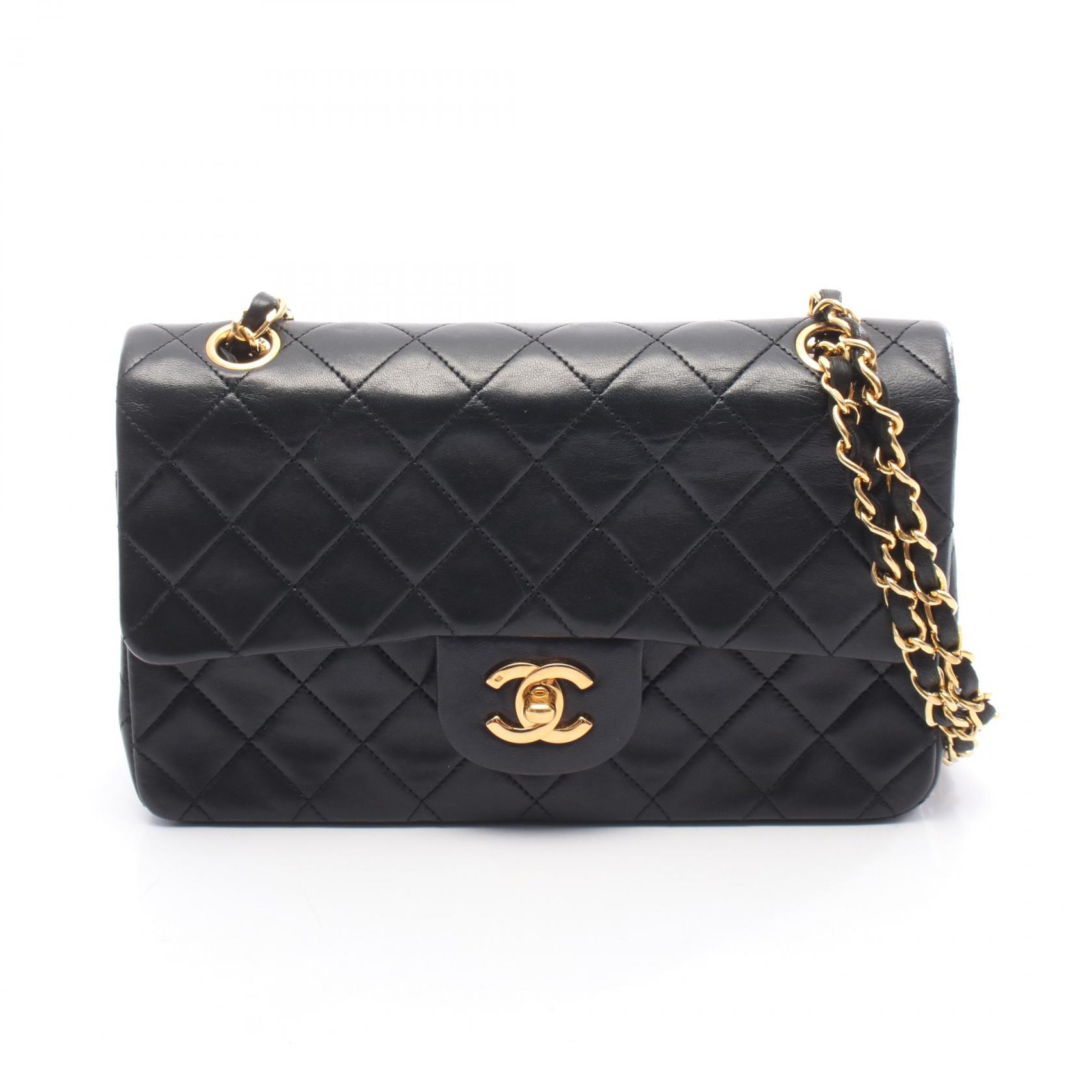 シャネル CHANEL マトラッセ Wフラップ ショルダーバッグ バッグ ラムスキン（羊革） レディース ブラック系 【中古】
