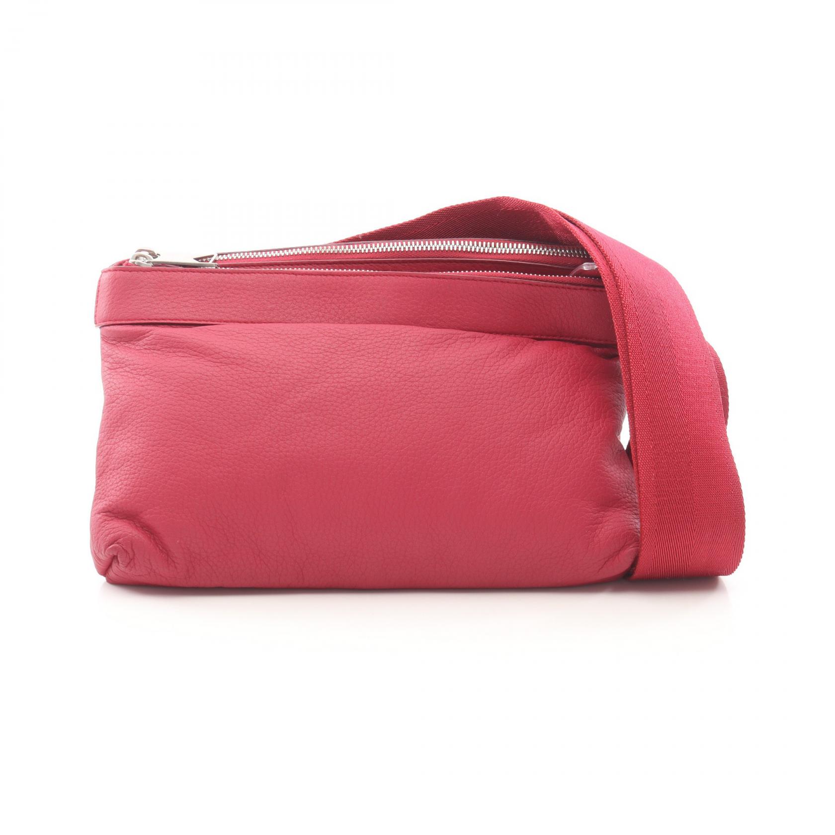 ≪5％OFFクーポン対象＆まとめ買い10%OFF≫ボッテガヴェネタ BOTTEGA VENETA ショルダーバッグ バッグ レザー レディース レッド系 【中古】
