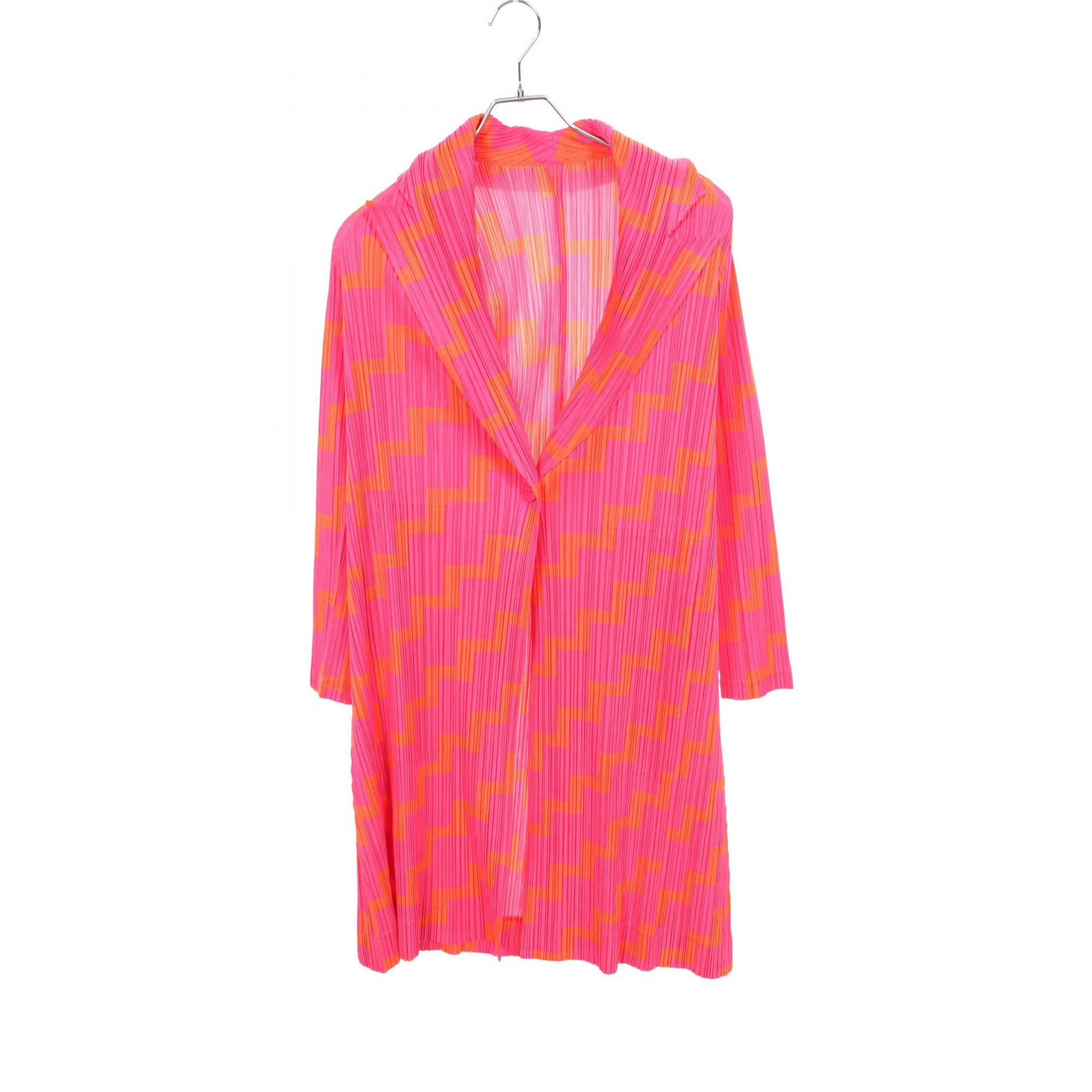 ≪5％OFFクーポン対象＆まとめ買い10%OFF≫プリーツプリーズ PLEATS PLEASE プリーツ 衣料品 アウター ポリエステル レディース ピンク系 / オレンジ系 PP71-JA644 【中古】