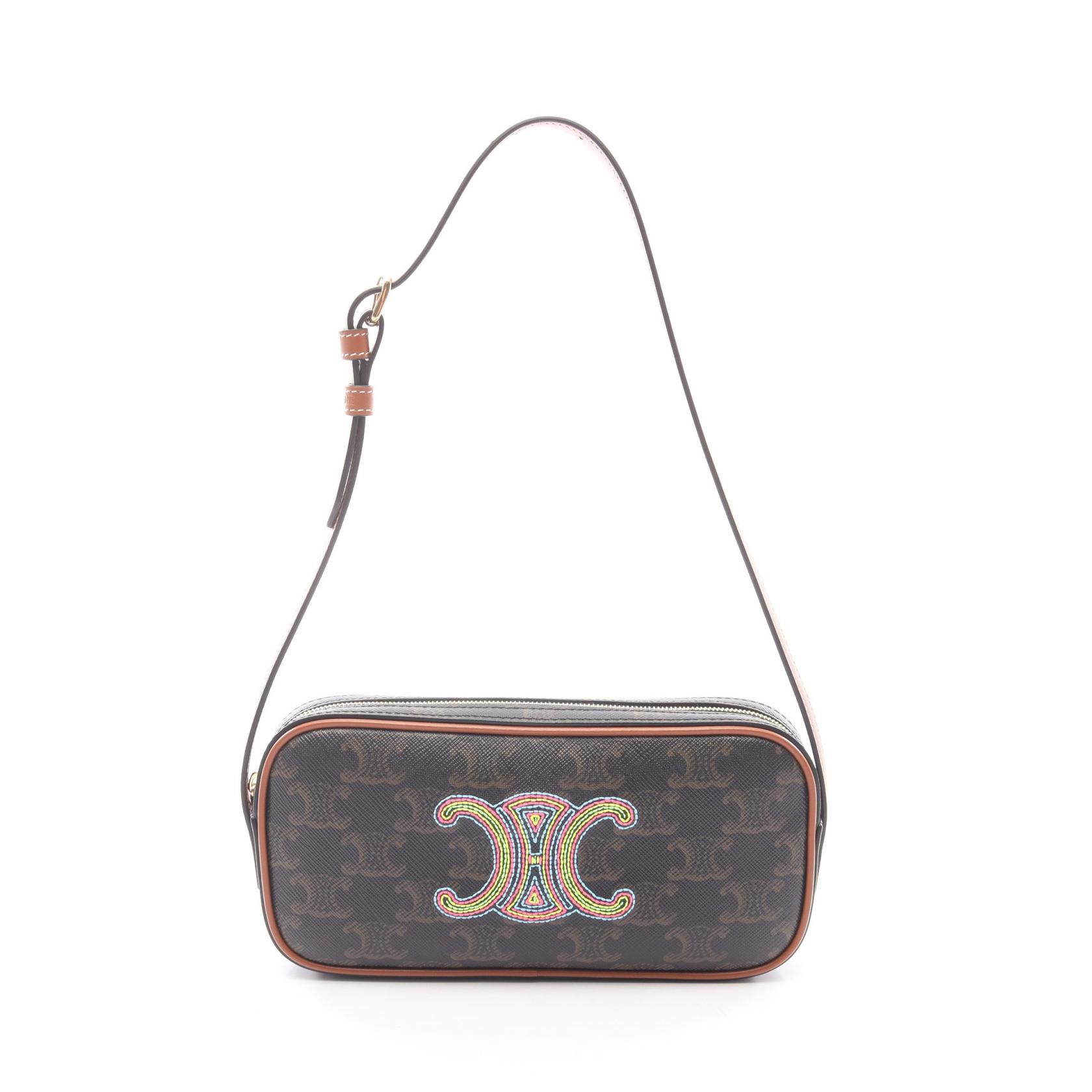≪5%OFFクーポン&まとめ買い10% ~7/26 9:59〆≫セリーヌ CELINE キュイル トリオンフ ミニカメラバッグ ショルダーバッグ バッグ PVCコーティングキャンバス レザー レディース ブラック系 / ブラウン系 / マルチカラー 【中古】|BRANDOFF TOKYO