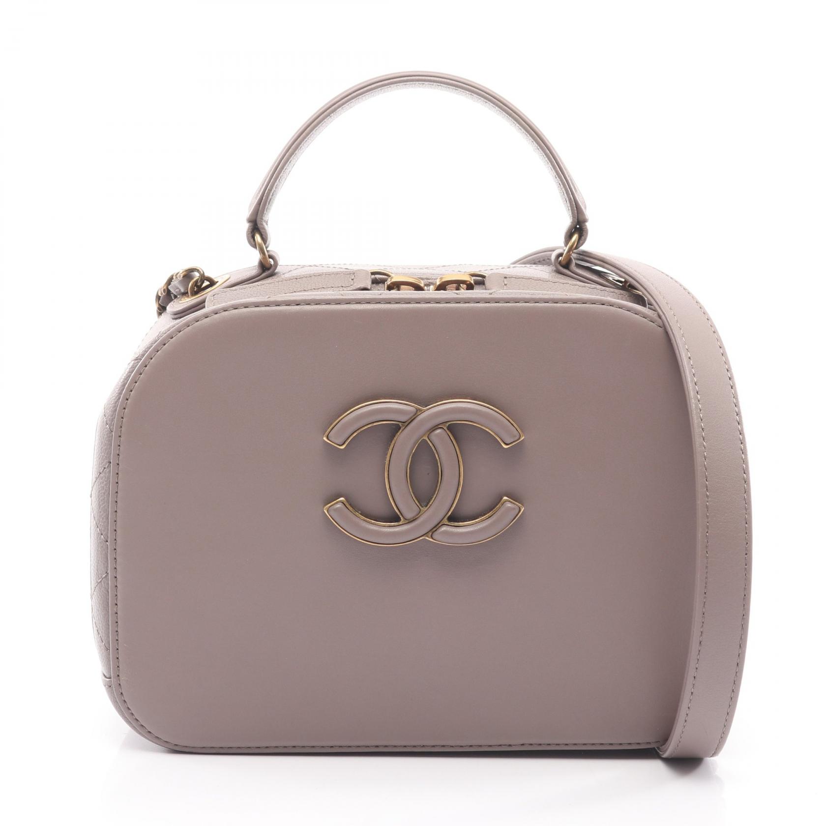 シャネル CHANEL マトラッセ ショルダーバッグ バッグ ラムスキン（羊革） レディース グレー系 A934631 【中古】｜BRANDOFF TOKYO
