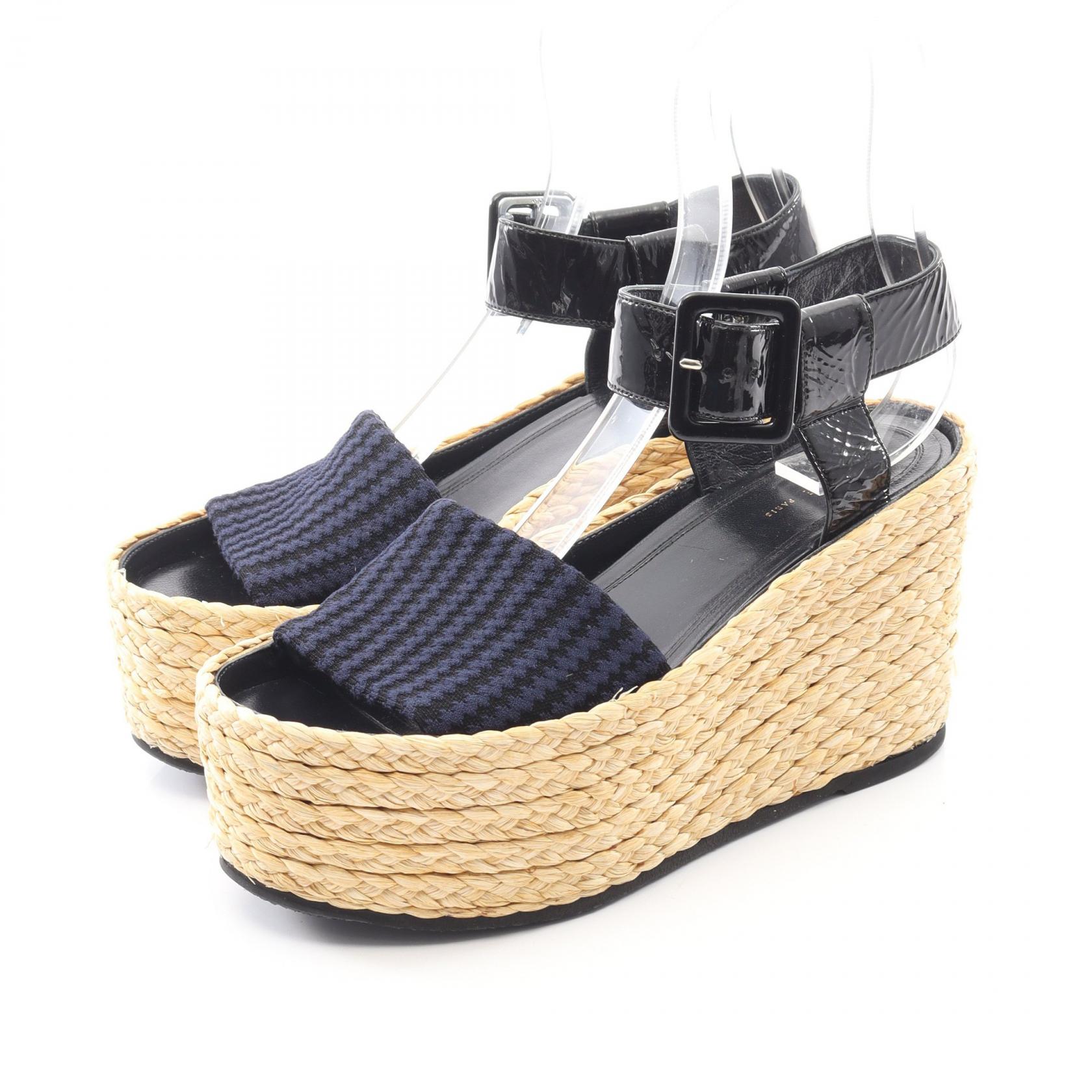 ≪5%OFFクーポン＆まとめ買い10% ～7/26 9:59〆≫セリーヌ CELINE サンダル 靴 レザー ファブリック レディース ブラック系 / ネイビー系 【中古】｜BRANDOFF TOKYO