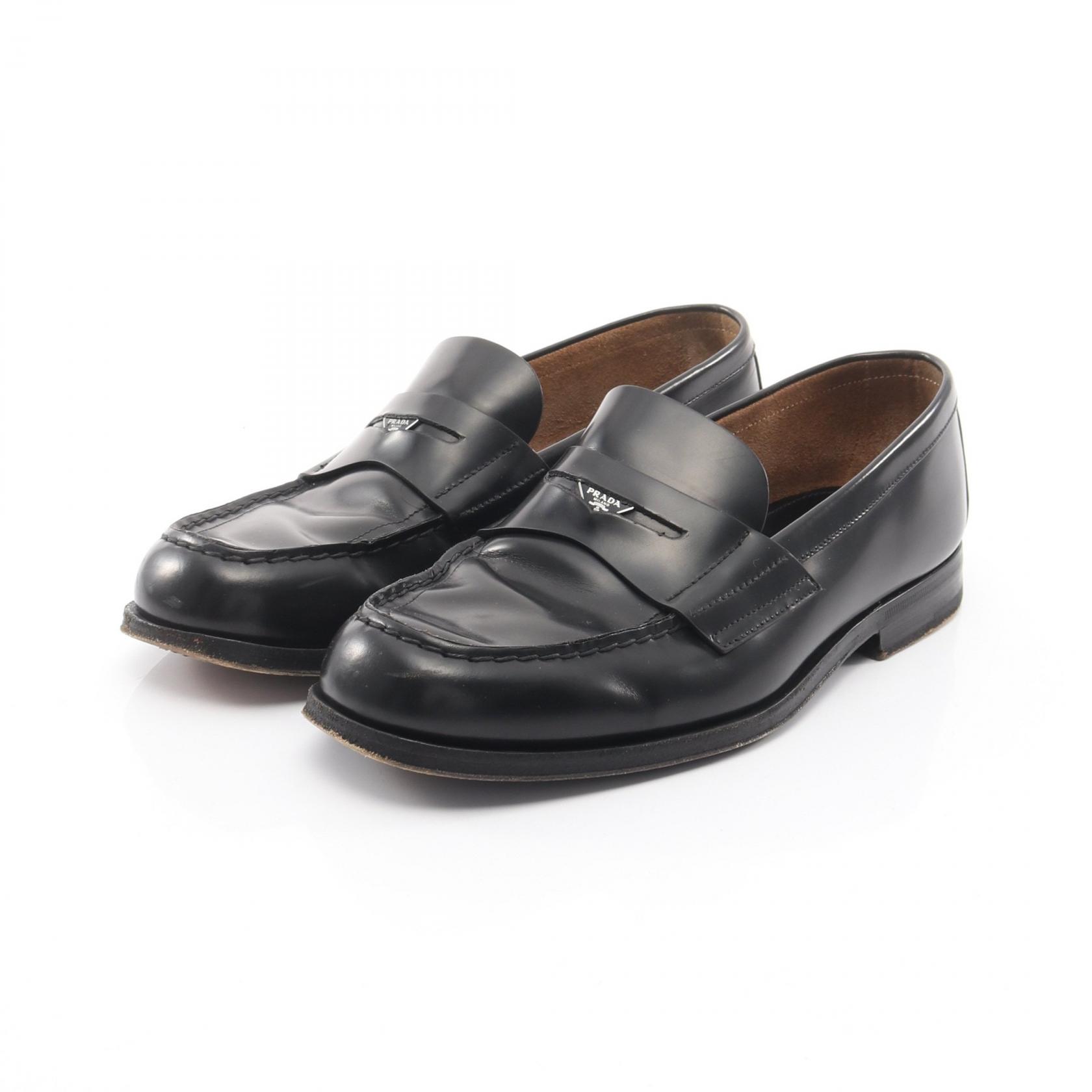 ≪5％OFFクーポン対象＆まとめ買い10%OFF≫プラダ PRADA ローファー 靴 レザー メンズ ブラック系 2DB201 【中古】