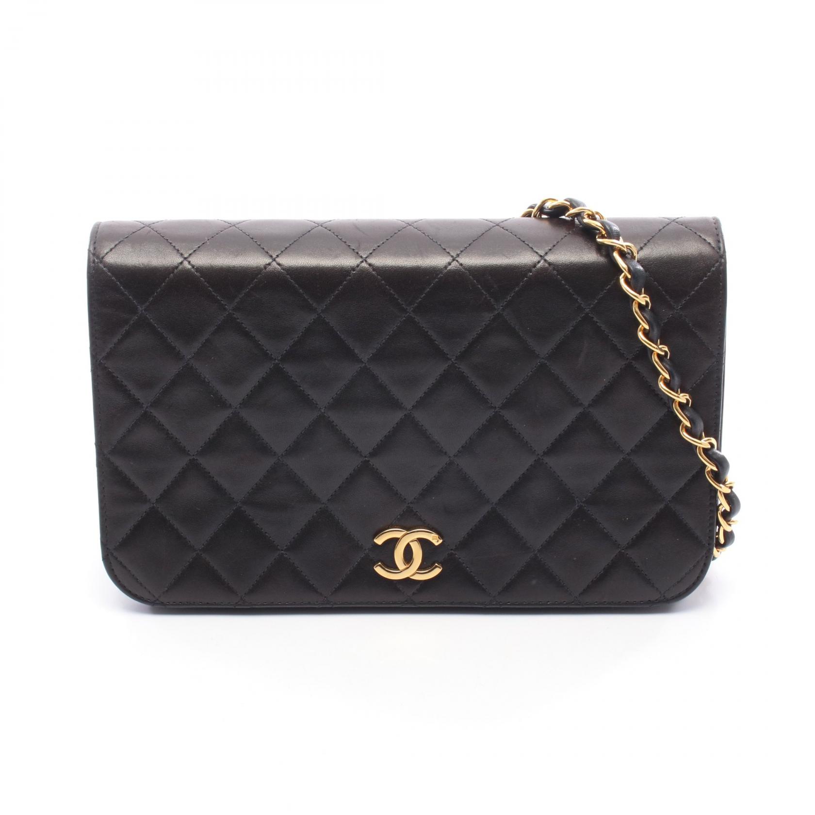 【ポイント5倍｜4/18 0:00～4/20 23:59】シャネル CHANEL マトラッセ フルフラップ ショルダーバッグ バッグ ラムスキン（羊革） レディース ブラック系 【中古】