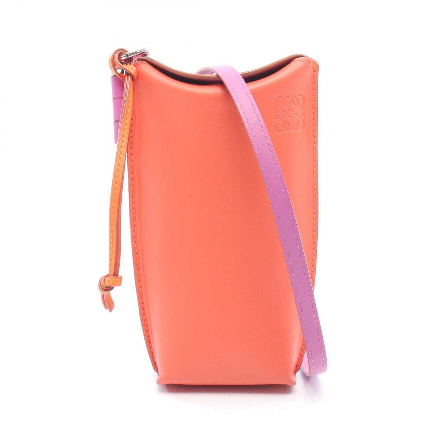 ≪5％OFFクーポン対象＆まとめ買い10%OFF≫ロエベ LOEWE GATE POCKET ゲートポケット ショルダーバッグ バッグ レザー レディース オレンジ系 / パープル系 【中古】