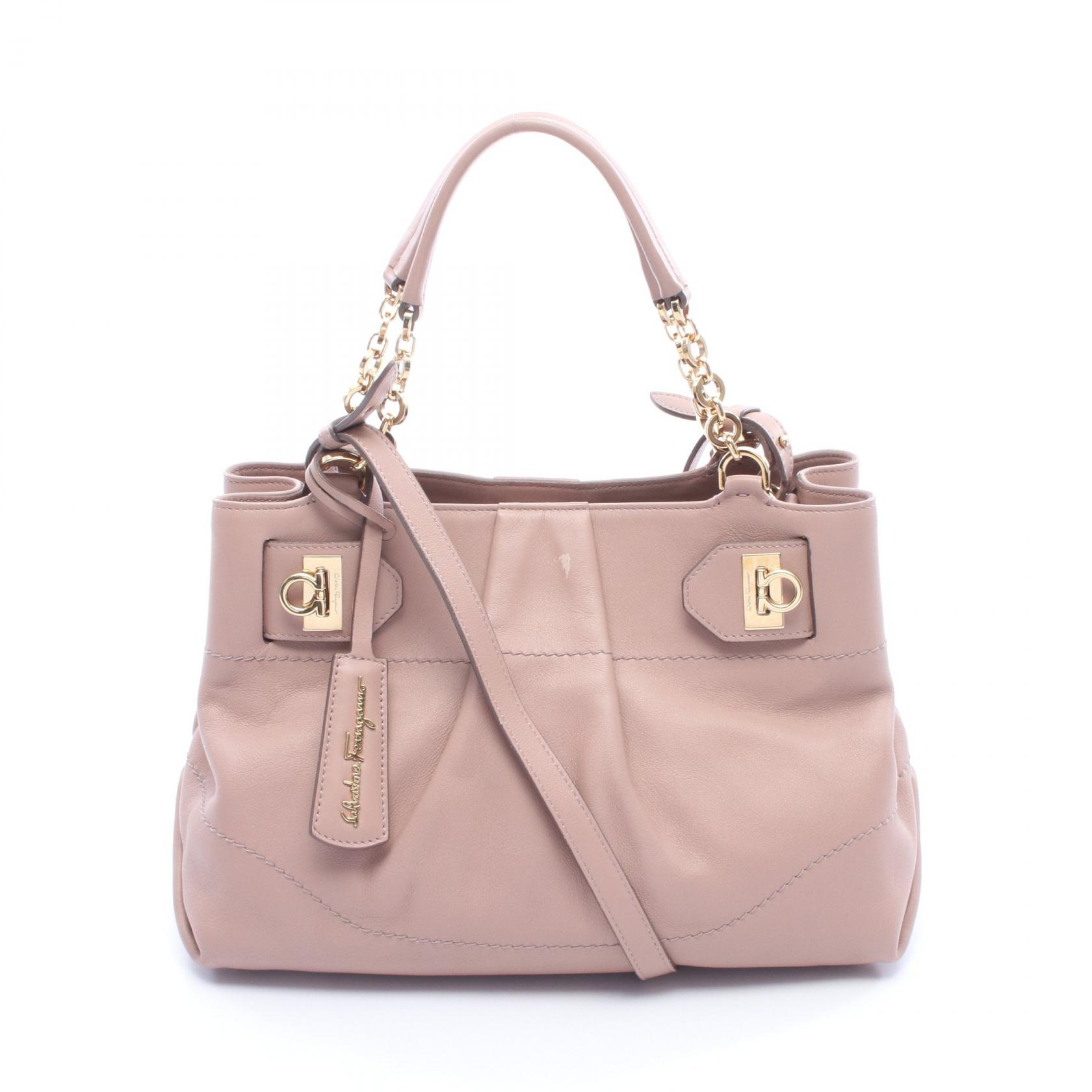 ≪5%OFFクーポン&まとめ買い10% ~7/26 9:59〆≫サルヴァトーレフェラガモ Salvatore Ferragamo ガンチーニ 2WAY ハンドバッグ バッグ レザー レディース ピンク系 【中古】|BRANDOFF TOKYO