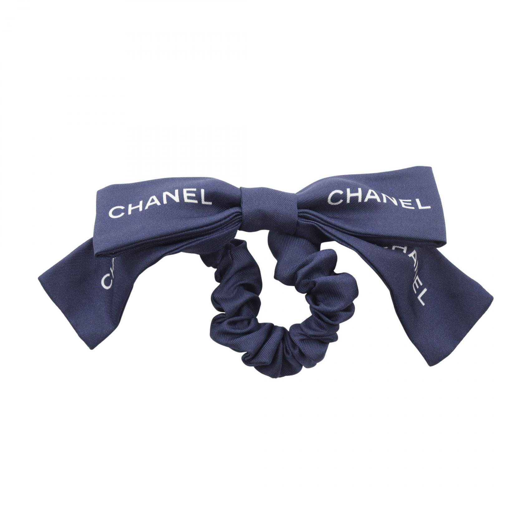シャネル CHANEL ロゴ リボンシュシュ 衣料品 シルク レディース ネイビー系 【中古】｜BRANDOFF TOKYO