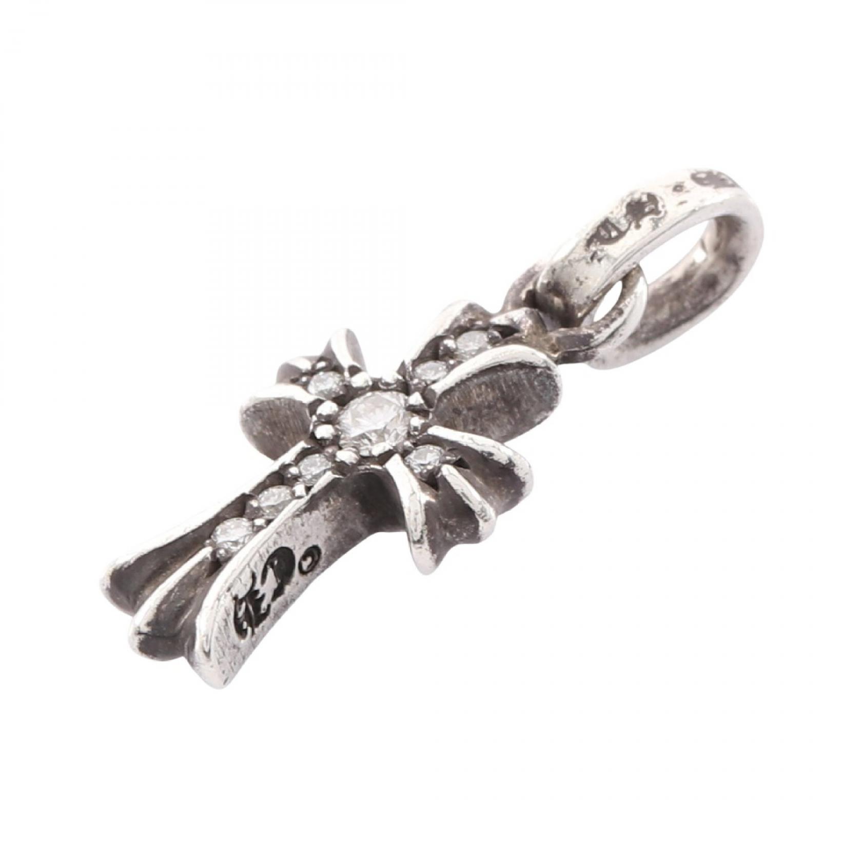 ≪5%OFFクーポン＆まとめ買い10% ～7/26 9:59〆≫クロムハーツ CHROME HEARTS CHクロス ベビーファット ペンダントトップ ジュエリー シルバー925 メンズ シルバー系 【中古】｜BRANDOFF TOKYO