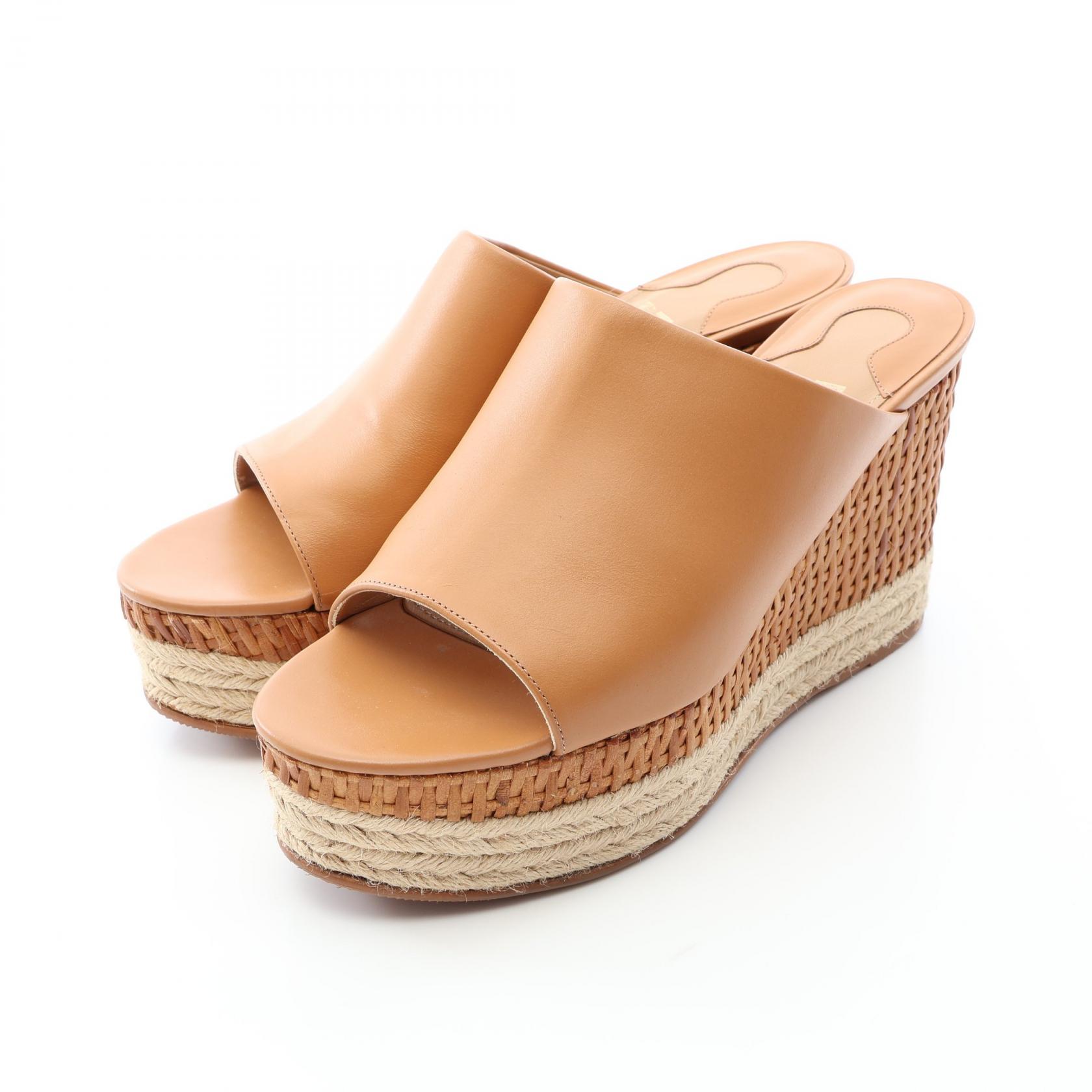 ≪5%OFFクーポン＆まとめ買い10% ～7/26 9:59〆≫サルヴァトーレフェラガモ Salvatore Ferragamo ウェッジソール ミュール 靴 レザー レディース ベージュ系 【中古】｜BRANDOFF TOKYO 14,700円
