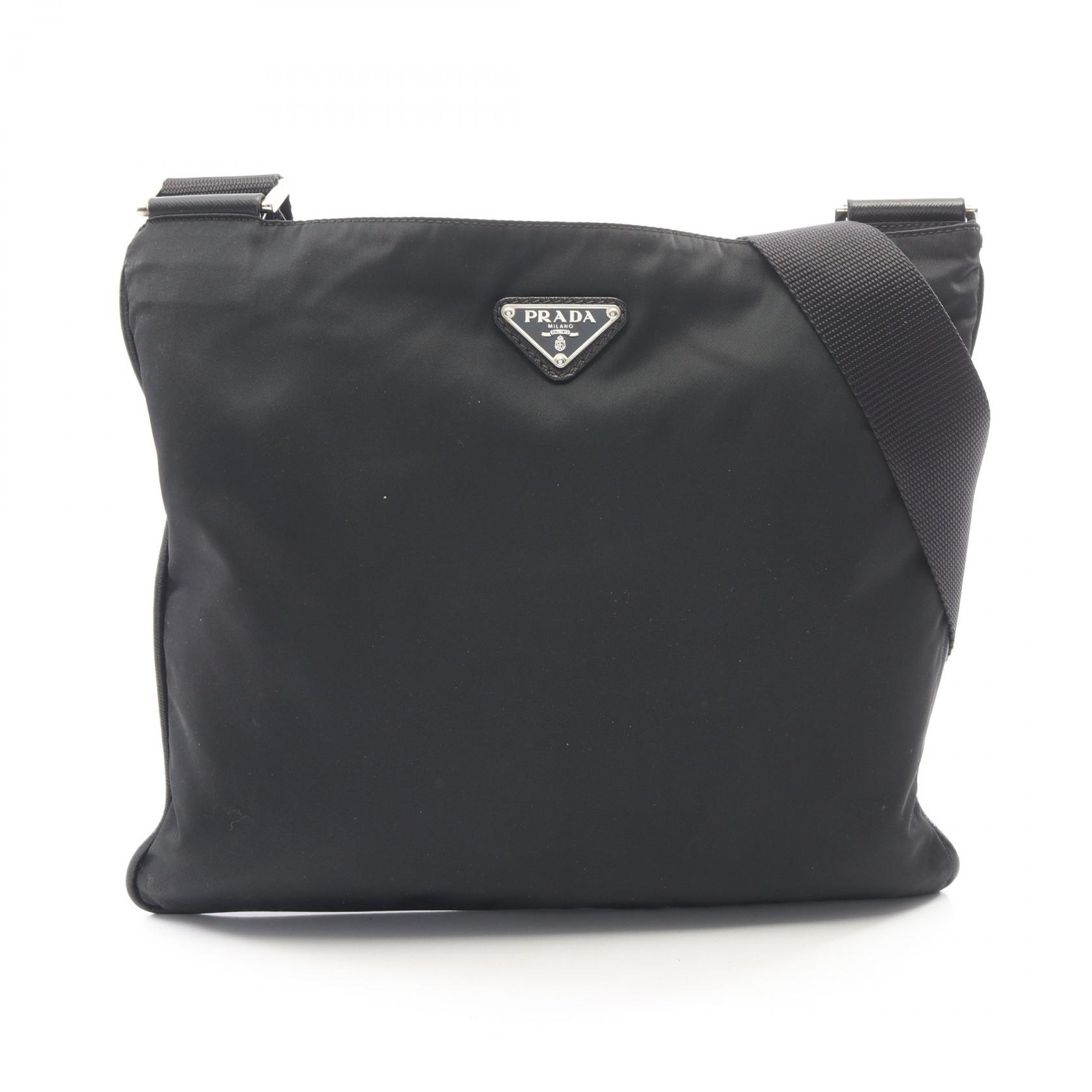 ≪5%OFFクーポン＆まとめ買い10% ～7/26 9:59〆≫プラダ PRADA トライアングルロゴ ショルダーバッグ バッグ ナイロン メンズ レディース ブラック系 【中古】｜BRANDOFF TOKYO