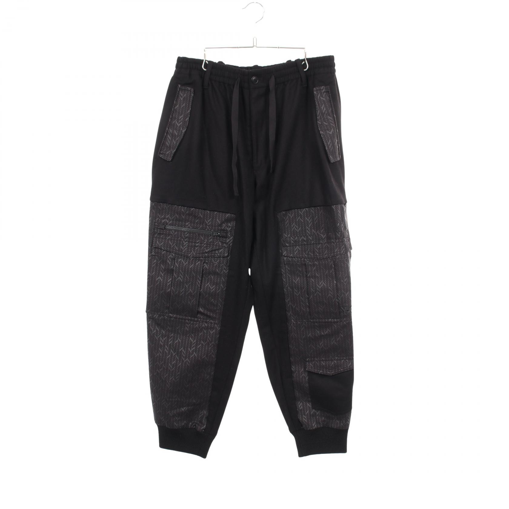 ≪5%OFFクーポン&まとめ買い10% ~7/26 9:59〆≫ワイスリー Y-3 切替 パンツ 衣料品 ボトムス ウール メンズ ブラック系 CE3530 【中古】|BRANDOFF TOKYO