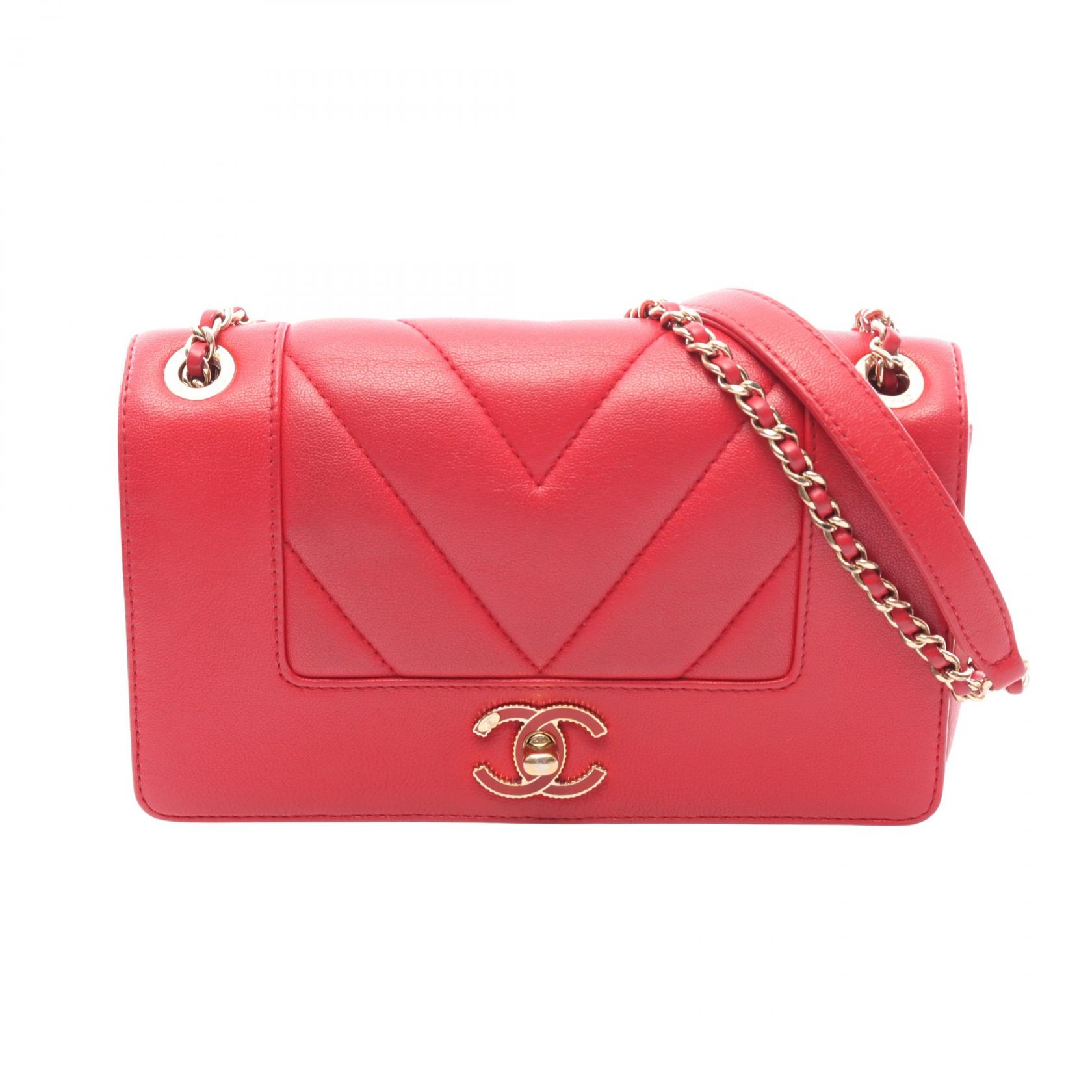 ≪5%OFFクーポン＆まとめ買い10% ～7/26 9:59〆≫シャネル CHANEL シェブロン Vステッチ ショルダーバッグ バッグ レザー レディース レッド系 【中古】｜BRANDOFF TOKYO 210,000円