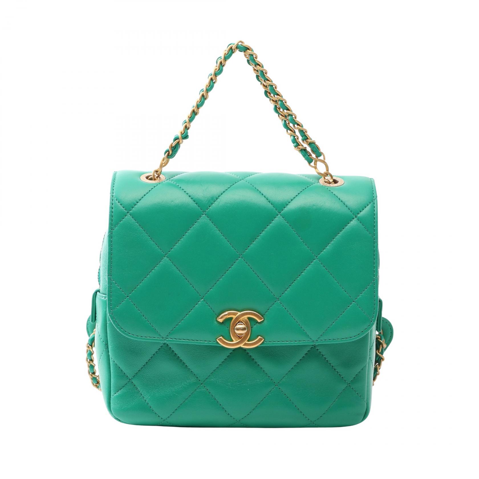 ≪5%OFFクーポン＆まとめ買い10% ～7/26 9:59〆≫シャネル CHANEL マトラッセ スクエア チェーンバックパック リュックサック バックパック バッグ ラムスキン（羊革） レディース グリーン系 【中古】｜BRANDOFF TOKYO