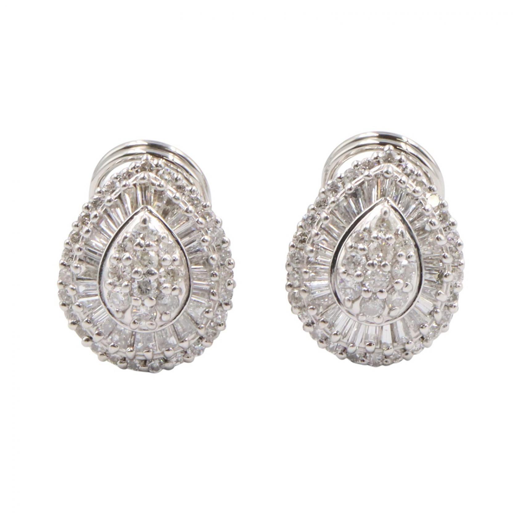 ≪5%OFFクーポン＆まとめ買い10% ～7/26 9:59〆≫ジュエリー JEWELRY ダイヤ イヤリング イヤリング ジュエリー Pt900プラチナ ダイヤモンド レディース シルバー系 / クリア系 ﾀﾞｲﾔ 6.7g 【中古】｜BRANDOFF TOKYO