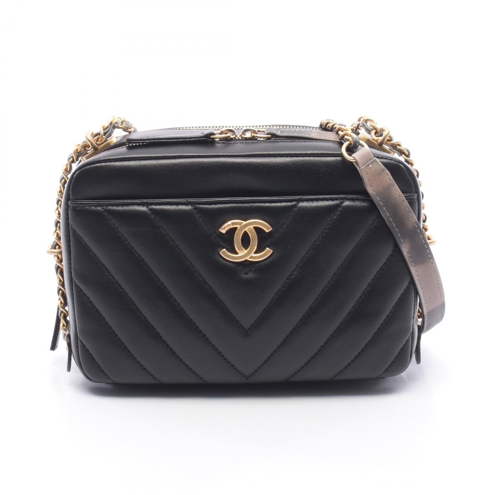 ≪5%OFFクーポン＆まとめ買い10% ～7/26 9:59〆≫シャネル CHANEL シェブロン Vステッチ スモール ショルダーバッグ バッグ ラムスキン（羊革） レディース ブラック系 【中古】｜BRANDOFF TOKYO