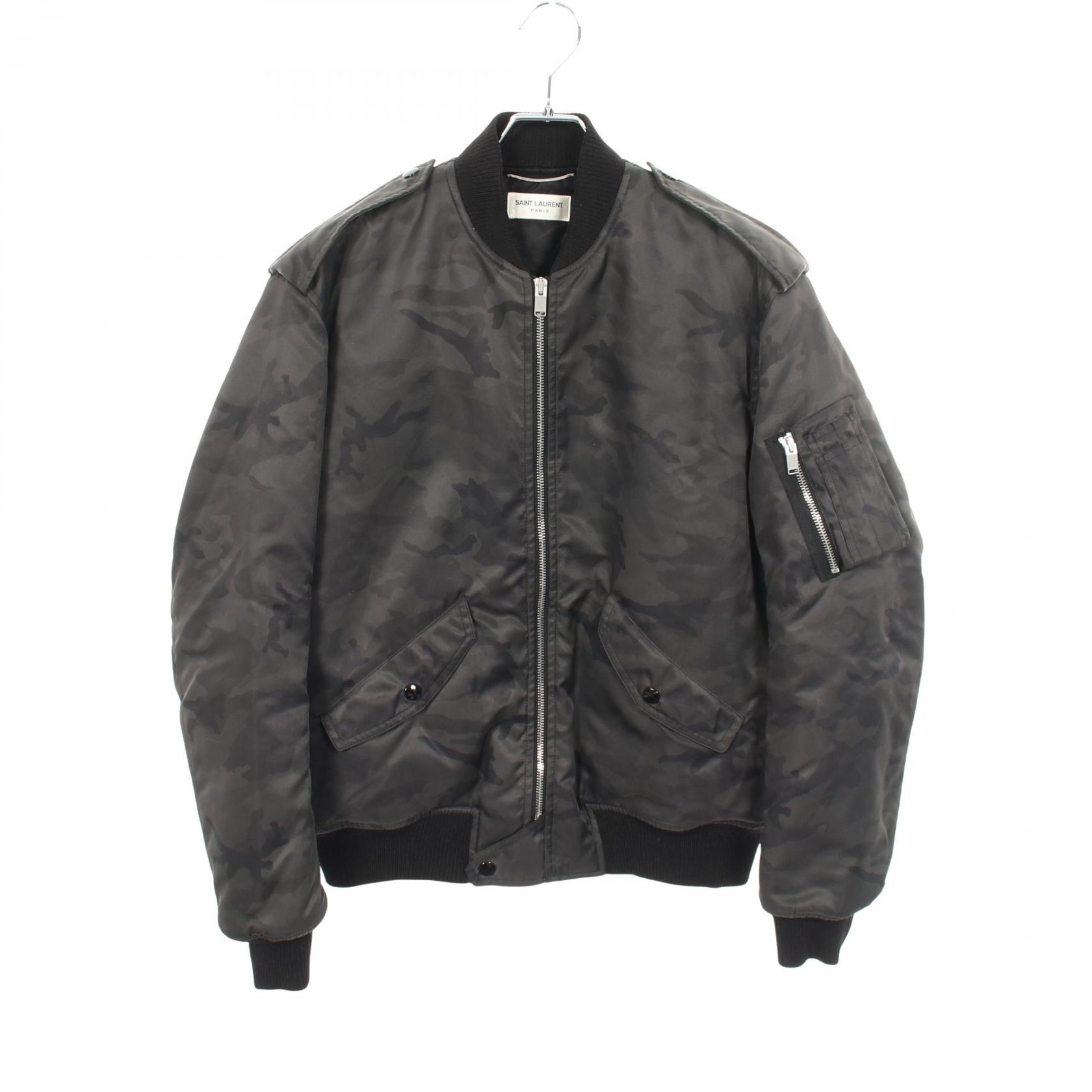 ≪5%OFFクーポン＆まとめ買い10% ～7/26 9:59〆≫サンローランパリ SAINT LAURENT PARIS カモフラージュ ブルゾン ブルゾン 衣料品 アウター ナイロン メンズ グリーン系 / ブラック系 456742 【中古】｜BRANDOFF TOKYO
