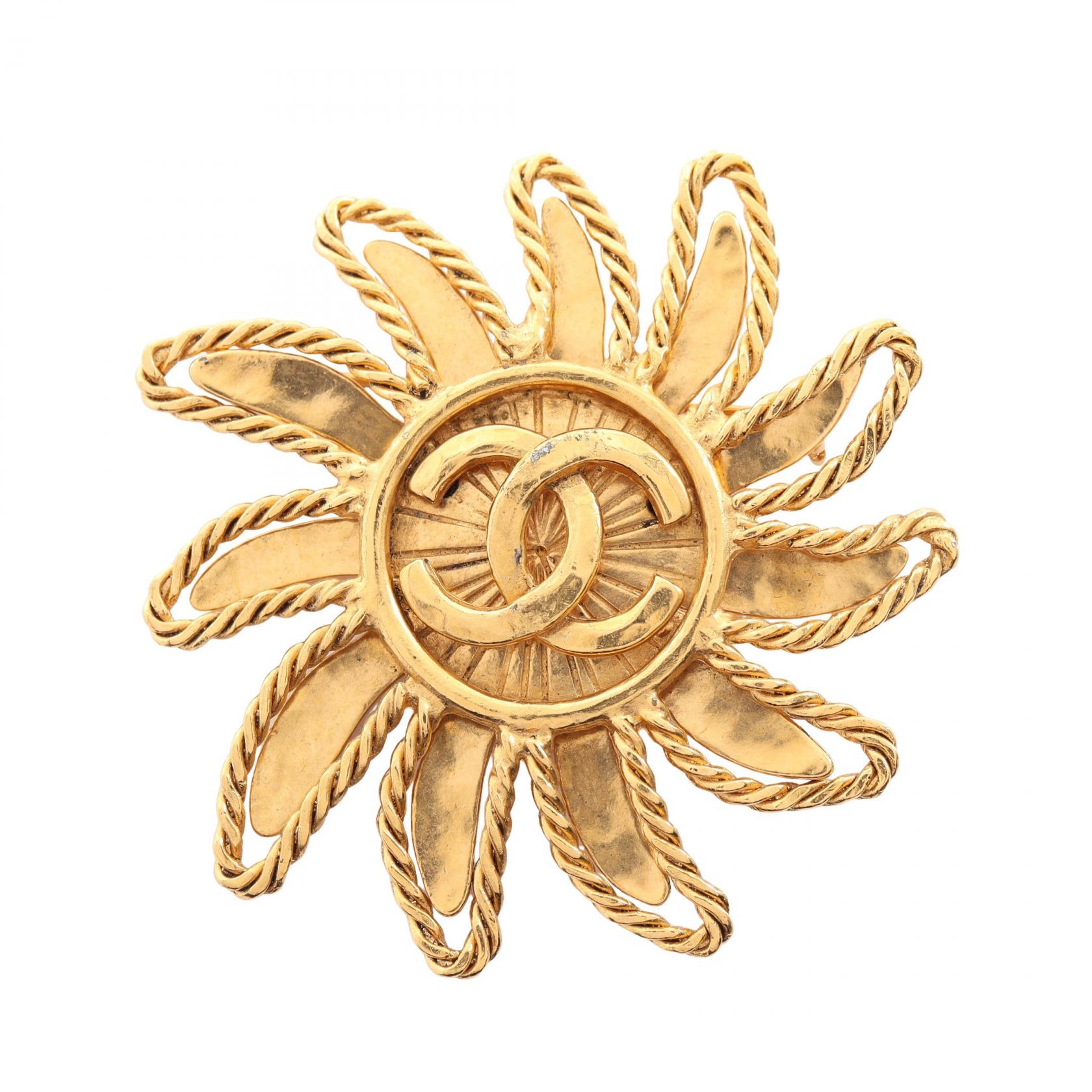 ≪5%OFFクーポン＆まとめ買い10% ～7/26 9:59〆≫シャネル CHANEL ココマーク フラワー ブローチ アクセサリー GP（ゴールドメッキ） レディース ゴールド系 【中古】｜BRANDOFF TOKYO