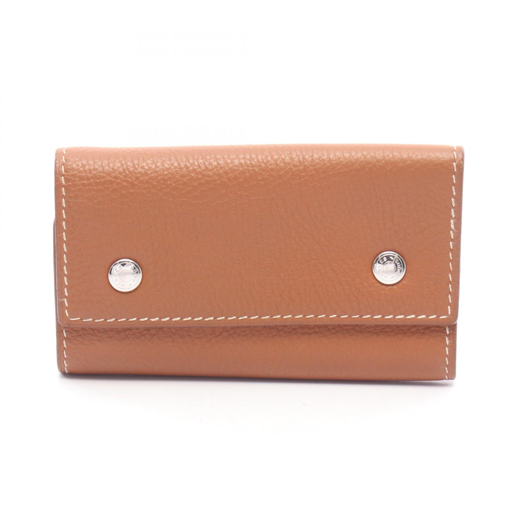 ≪5%OFFクーポン＆まとめ買い10% ～7/26 9:59〆≫エルメス HERMES セリエ エテュイクレ6 ゴールド キーケース アクセサリー トリヨンクレマンス トリヨンクレマンス レディース ブラウン系 【中古】｜BRANDOFF TOKYO 34,450円