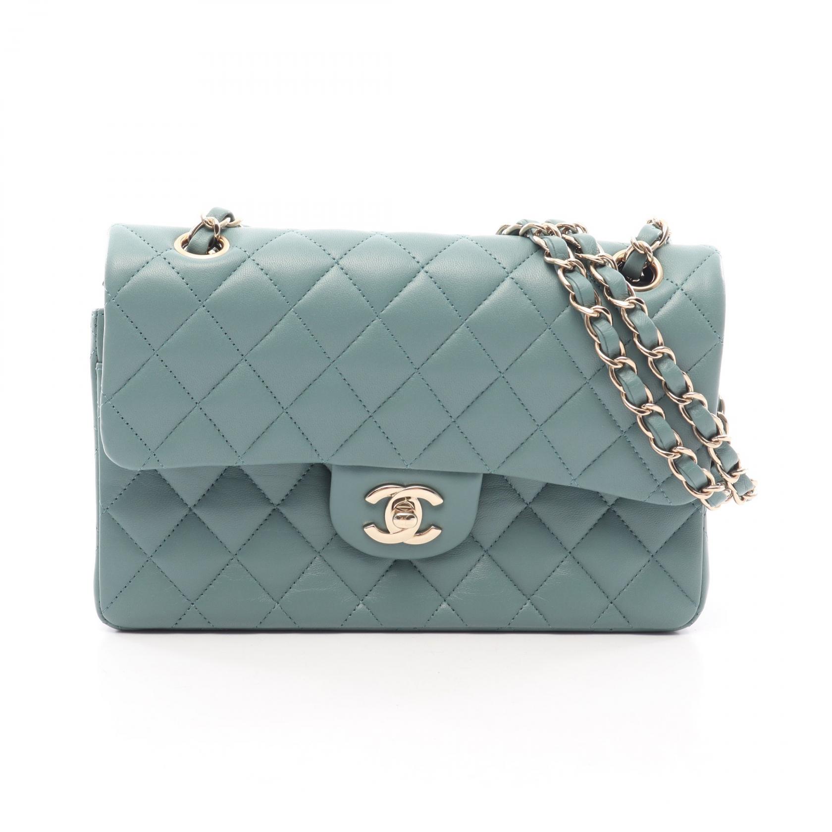 ≪5%OFFクーポン＆まとめ買い10% ～7/26 9:59〆≫シャネル CHANEL マトラッセ Wフラップ ショルダーバッグ バッグ ラムスキン（羊革） レディース グリーン系 【中古】｜BRANDOFF TOKYO