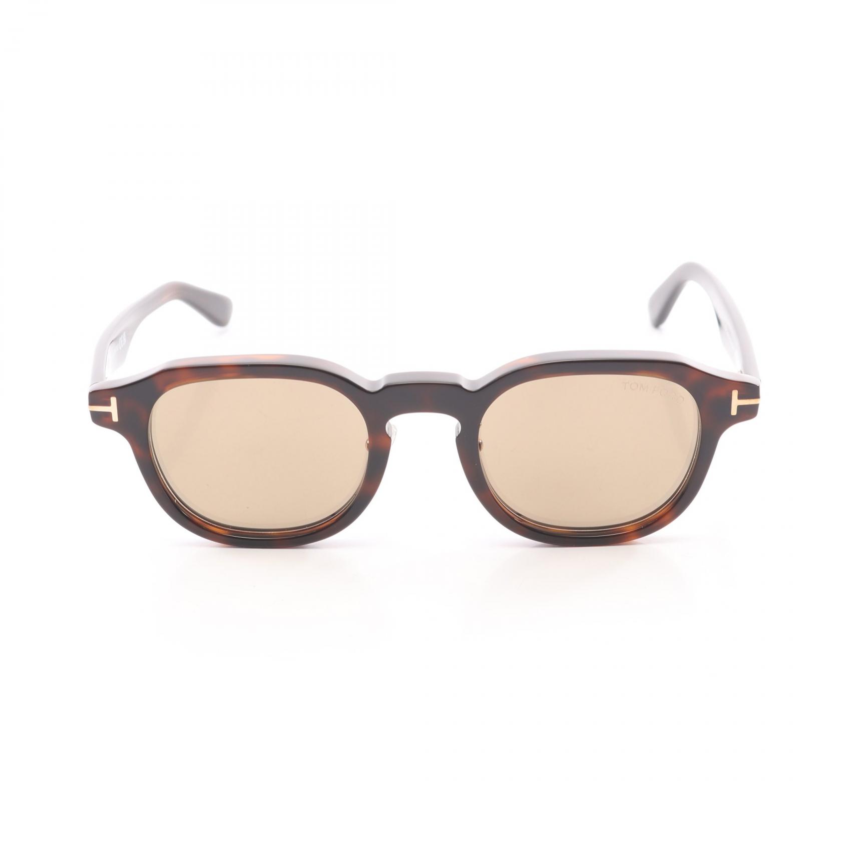 ≪5%OFFクーポン＆まとめ買い10% ～7/26 9:59〆≫トムフォード TOM FORD サングラス 衣料品 プラスチック メンズ レディース ブラウン系 1230D52E 【新品】｜BRANDOFF TOKYO