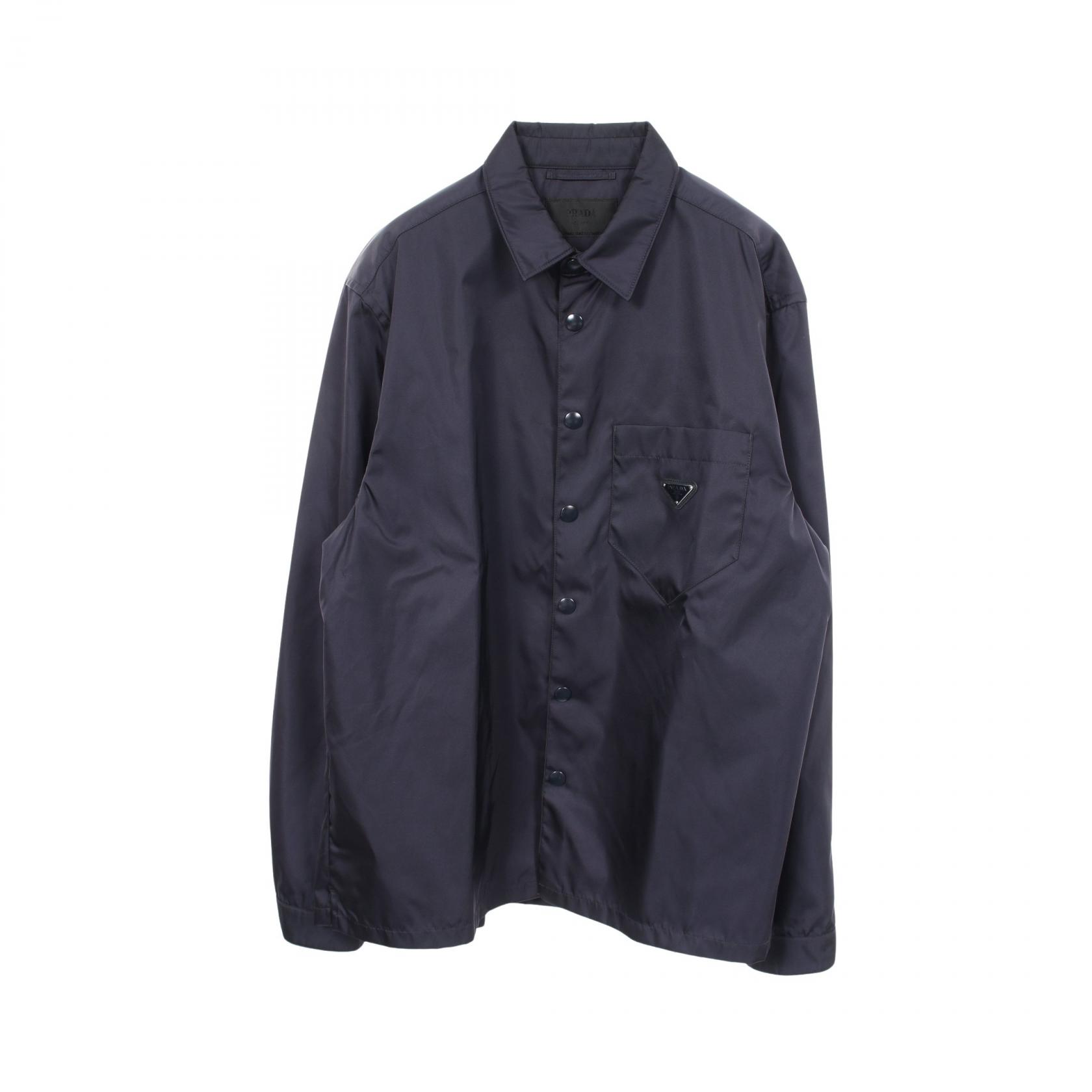 ≪5%OFFクーポン&まとめ買い10% ~7/26 9:59〆≫プラダ PRADA Re-Nylon 三角ロゴプレート 衣料品 アウター ナイロン メンズ ネイビー系 【中古】|BRANDOFF TOKYO