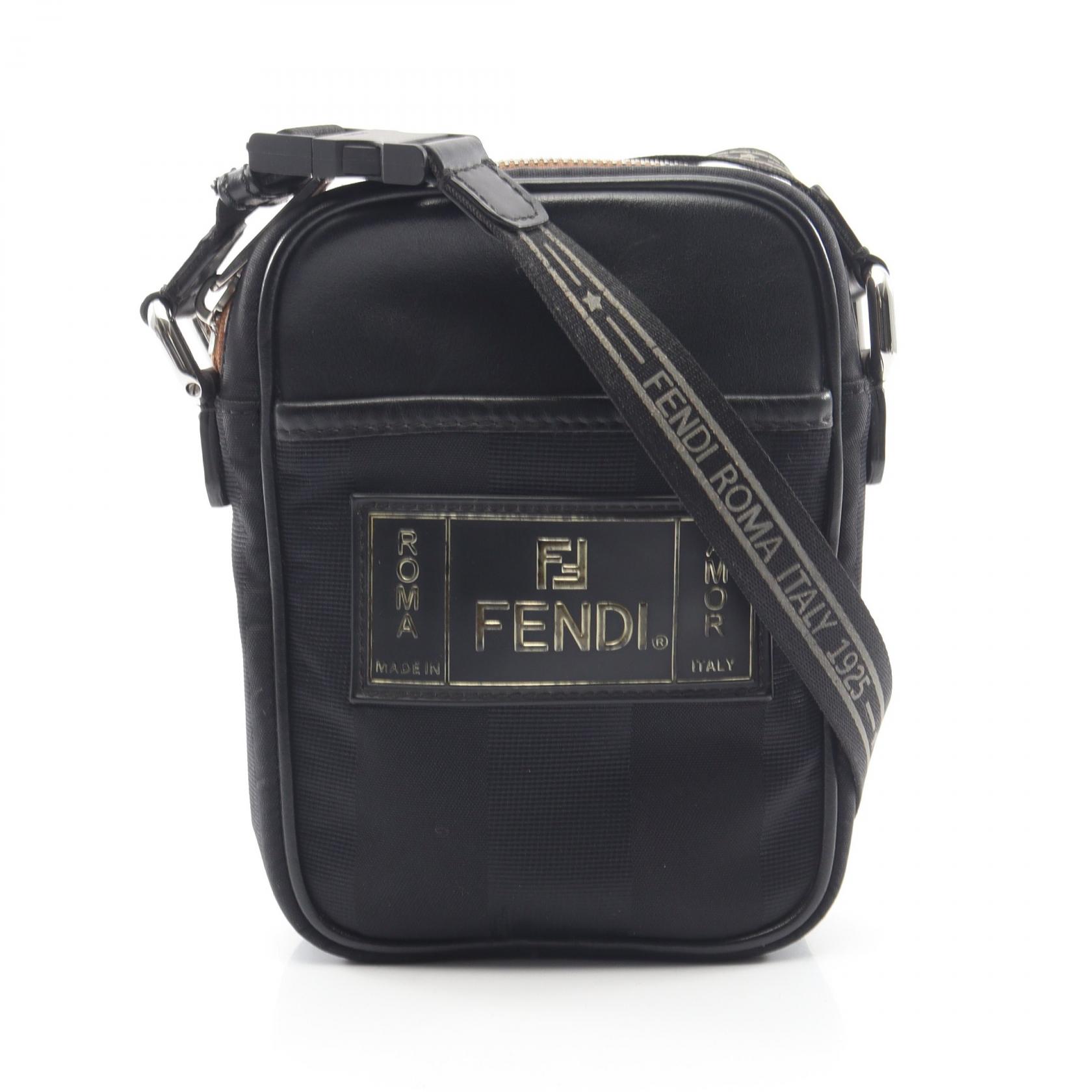 フェンディ FENDI ペカン ショルダーバッグ バッグ ナイロン レザー メンズ ブラック系 7VA456 【中古】｜BRANDOFF TOKYO