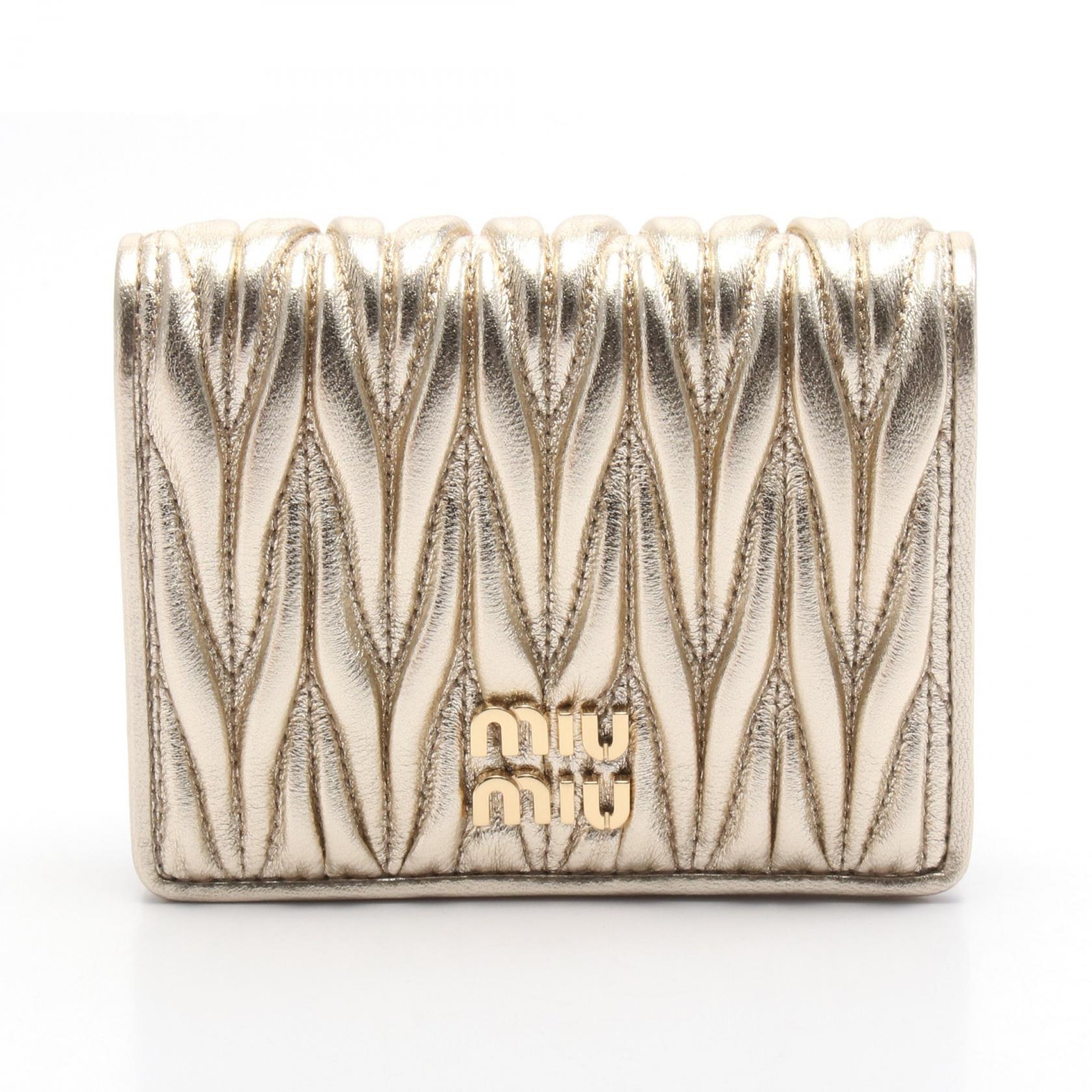 miu様 楽天市場】【カラー限定特価】MIUMIU ミュウミュウ 二つ折り財布