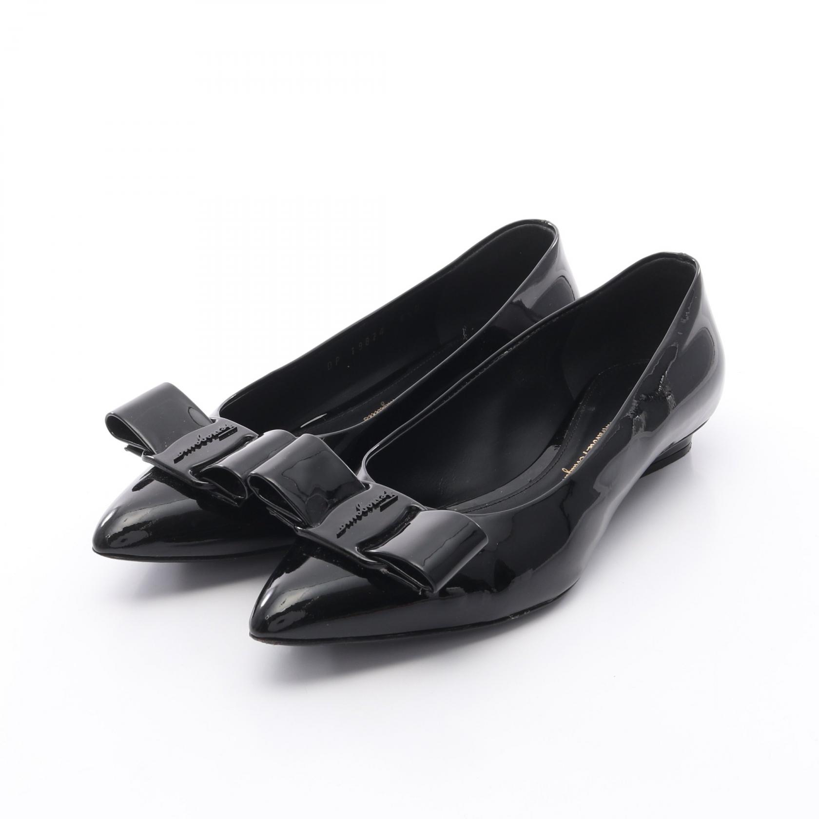 SalvatoreFerragamo ヴァラリボン パンプス　黒　ブラック Amazon | [サルヴァトーレ フェラガモ] 靴 レディース ヴァラ