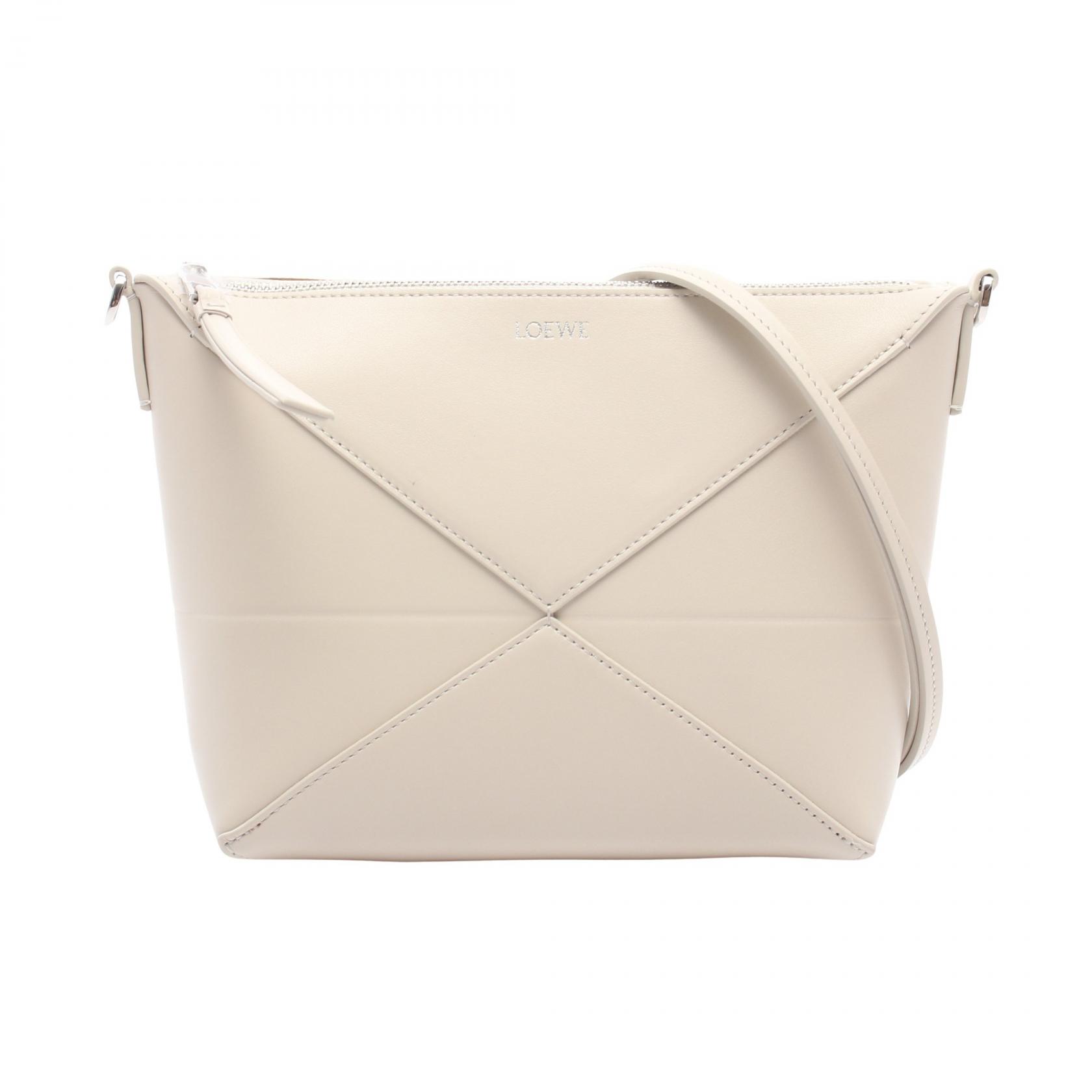 ロエベ　loewe Tポーチ　セカンドバッグ　クラッチバッグ 楽天市場】【バッグ】LOEWE ロエベ アナグラム Tポーチ クラッチ