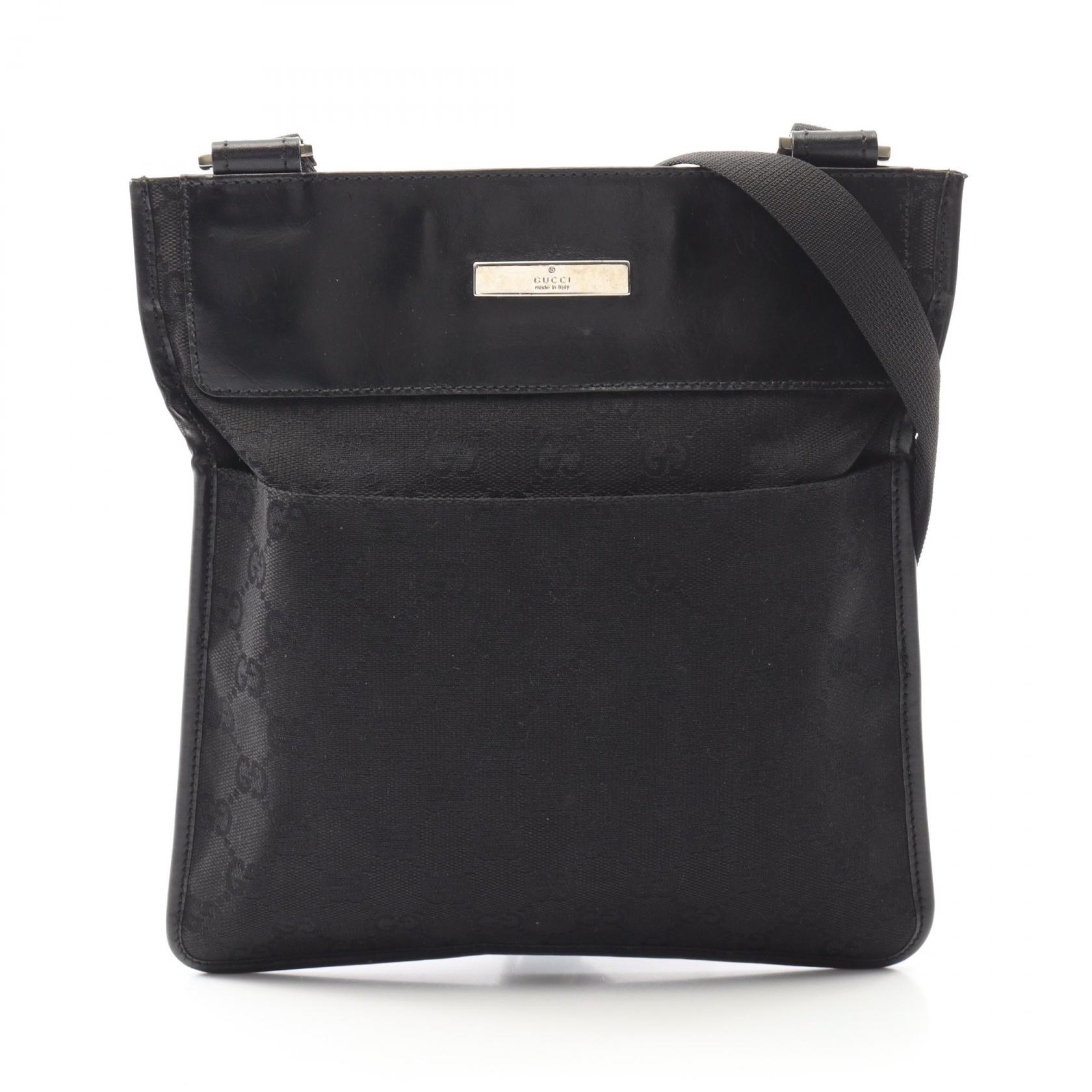 【美品】グッチ　ショルダーバッグ　シマ　GG ナイロン　レザー　黒　 A4可能 GUCCI グッチ グッチシマ ショルダーバッグ シマレザー ブラック