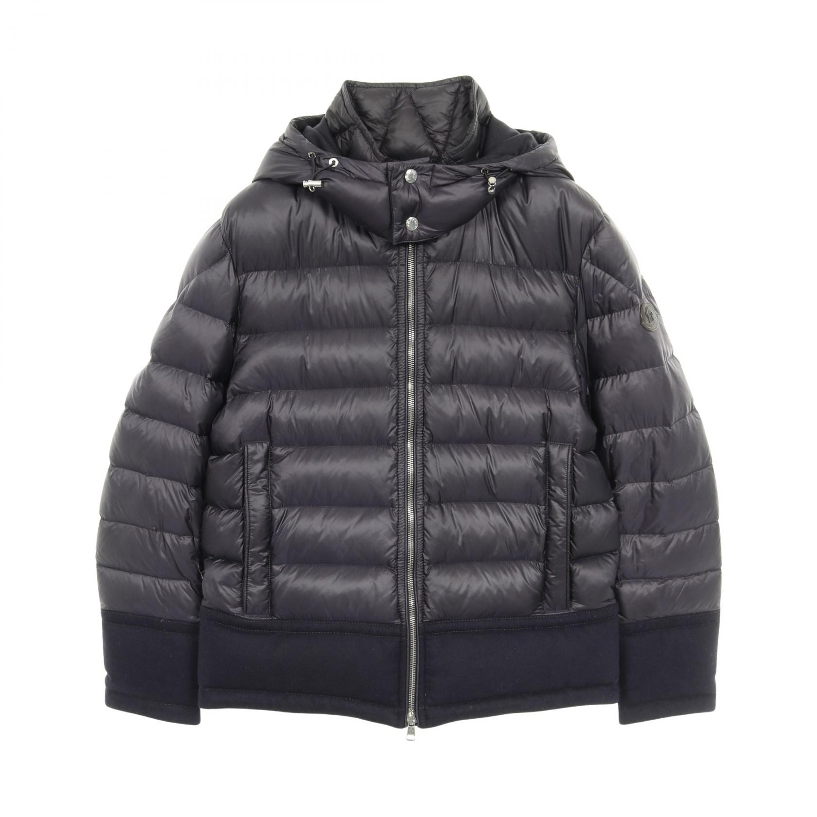 【5%OFFクーポン×ポイント5倍】モンクレール MONCLER RIOM ダウンジャケット 衣料品 アウター ナイロン メンズ ネイビー系 【中古】