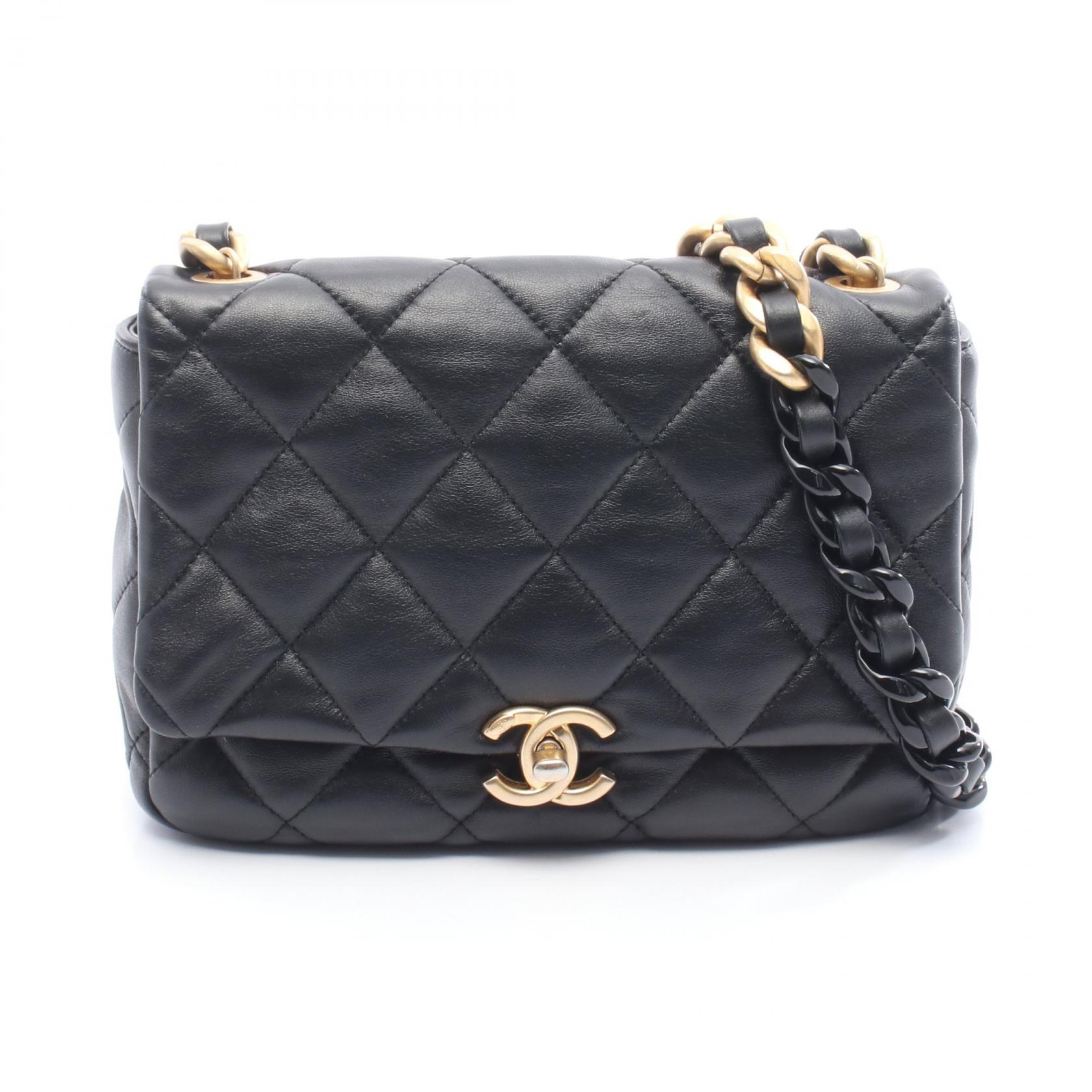 【10%OFFクーポン対象】シャネル CHANEL マトラッセ スモールフラップ ショルダーバッグ バッグ レザー レディース ブラック系 【中古】