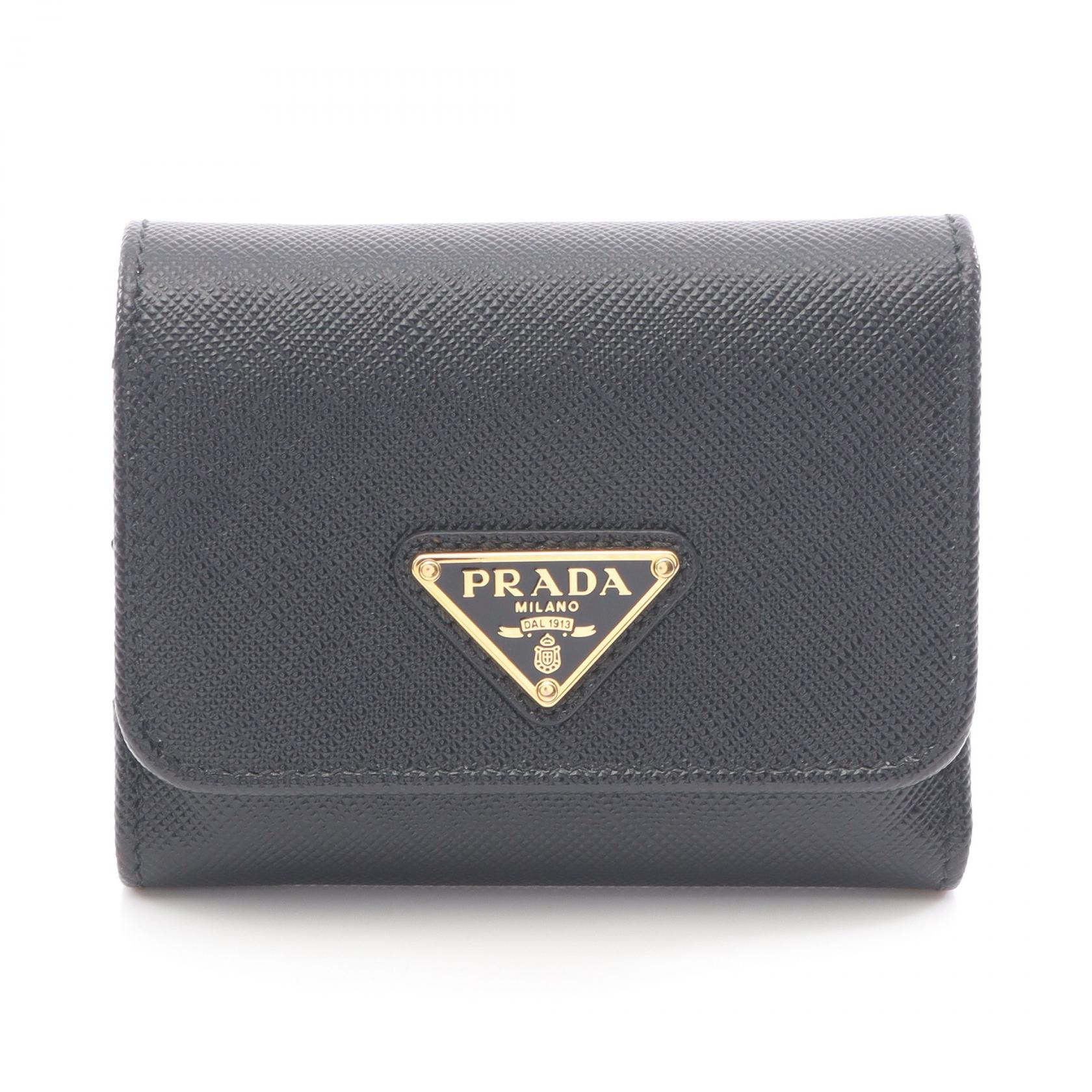 【1万円OFFクーポン対象】プラダ PRADA サフィアーノトライアングル 三つ折り財布 財布 サフィアーノレザー レディース ブラック系 1MH044 【中古】