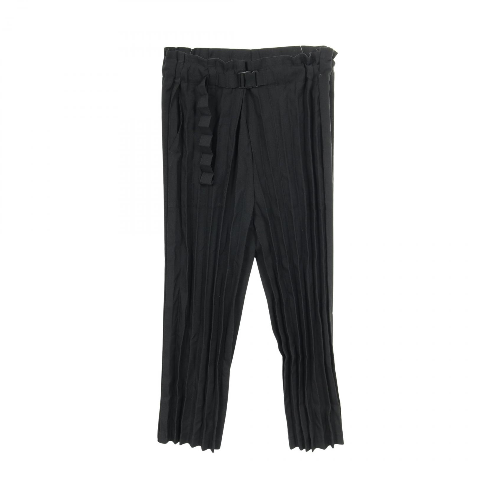 ミー イッセイミヤケ me ISSEY MIYAKE ベルテッドプリーツ パンツ 衣料品 ボトムス ポリエステル レディース ブラック系 【中古】